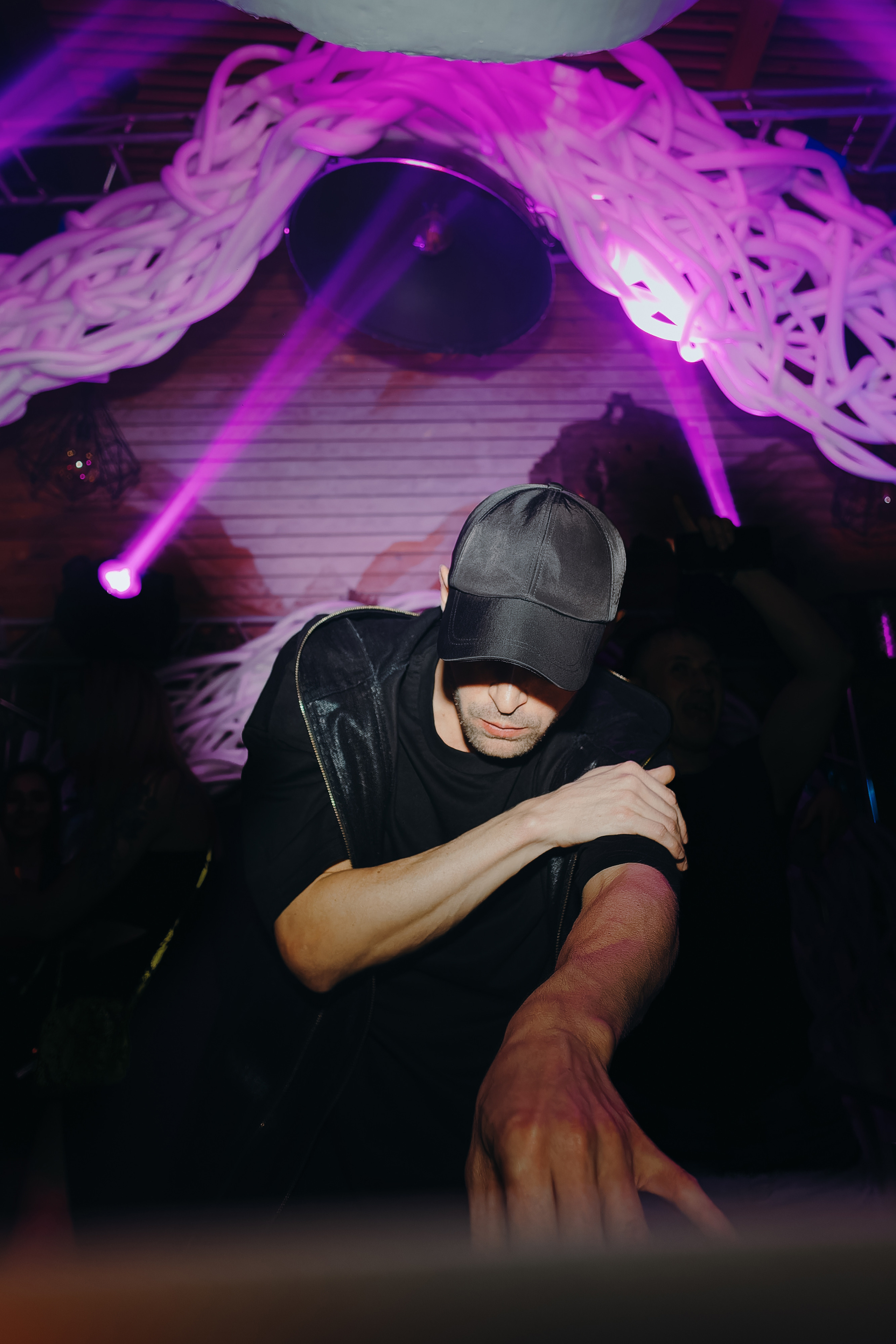 MANTRA: Rapossa. Фото и видео контент за одну съемку — Веретенников Егор