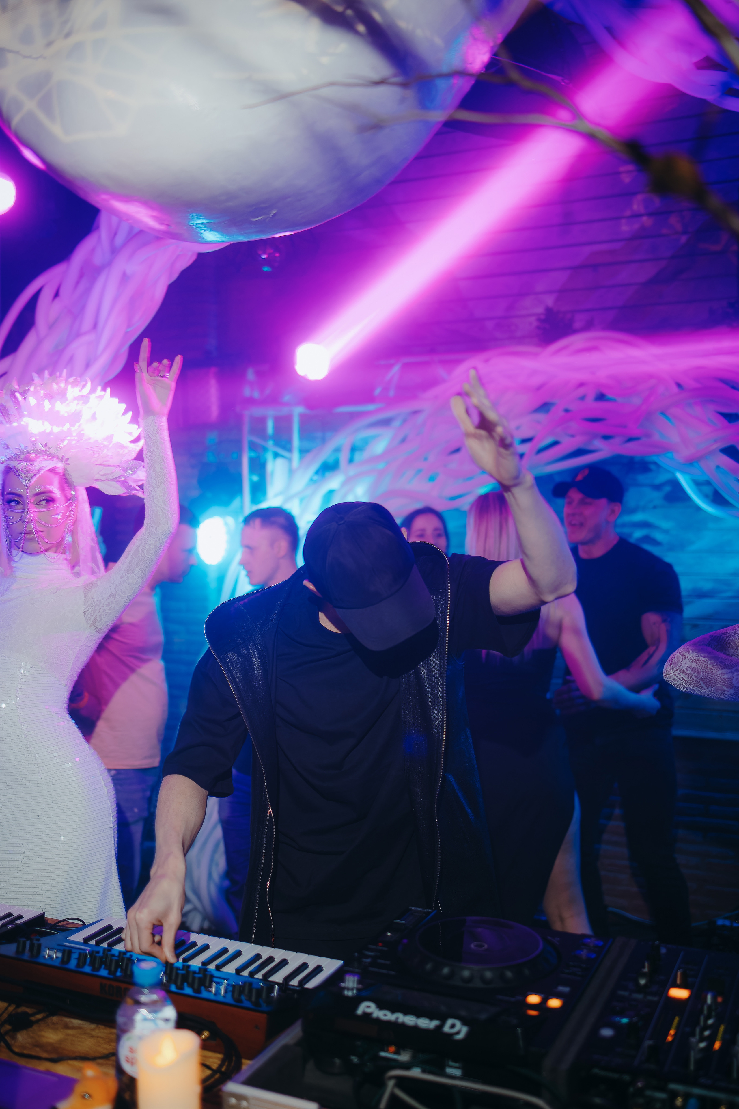 MANTRA: Rapossa. Фото и видео контент за одну съемку — Веретенников Егор