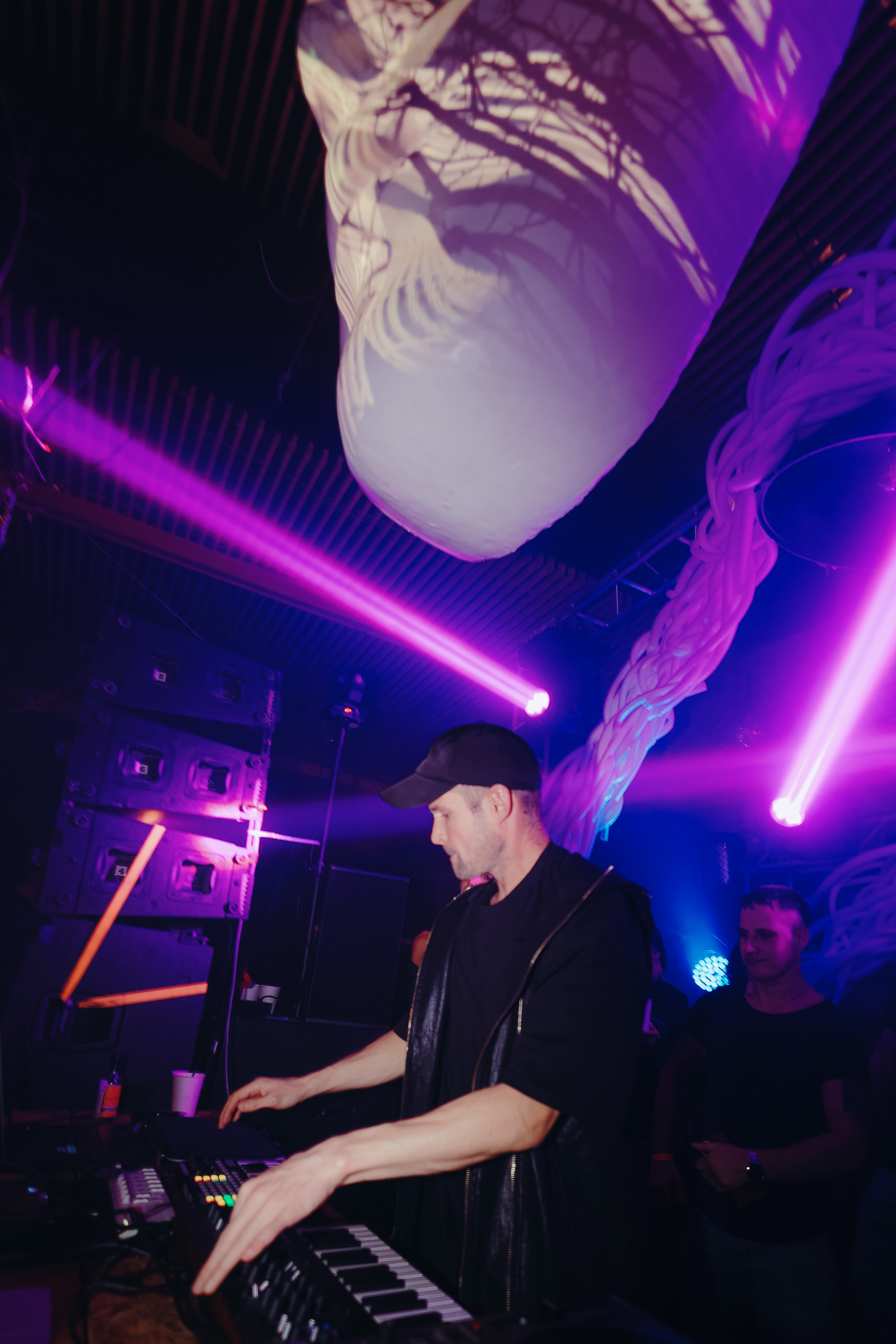 MANTRA: Rapossa. Фото и видео контент за одну съемку — Веретенников Егор