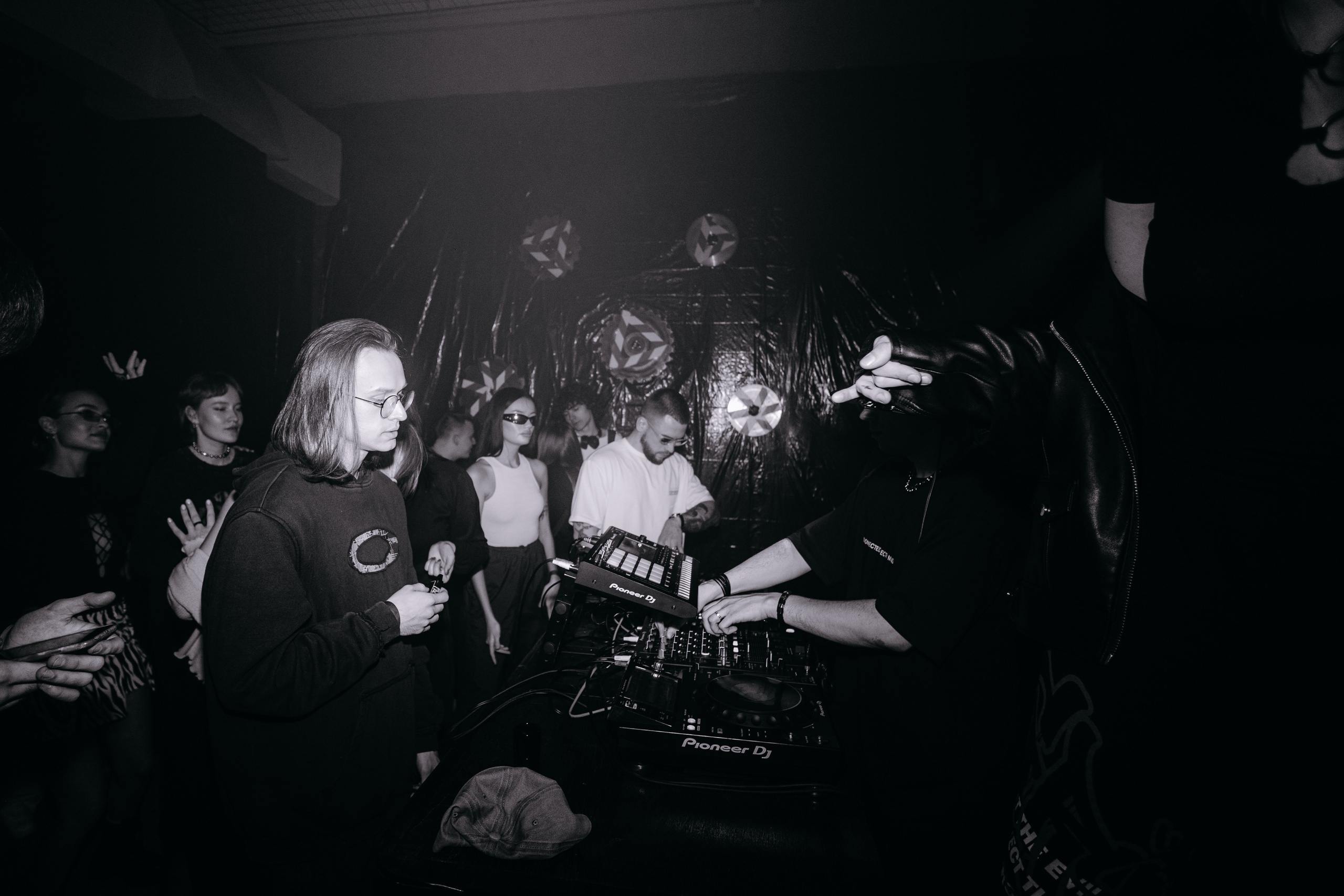 VIBRACIYA. Фото и видео контент за одну съемку — Веретенников Егор