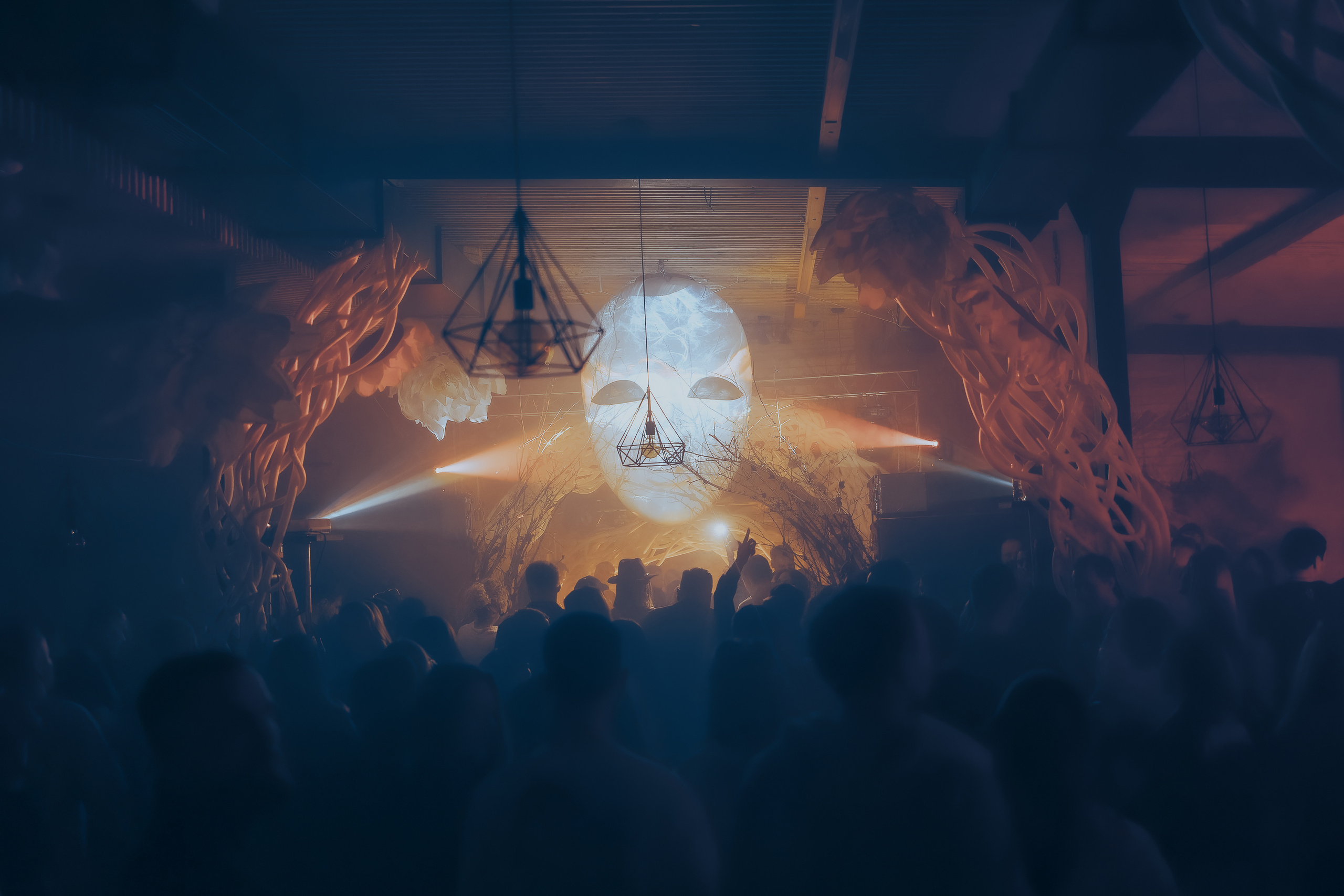 MANTRA: Rapossa. Фото и видео контент за одну съемку — Веретенников Егор