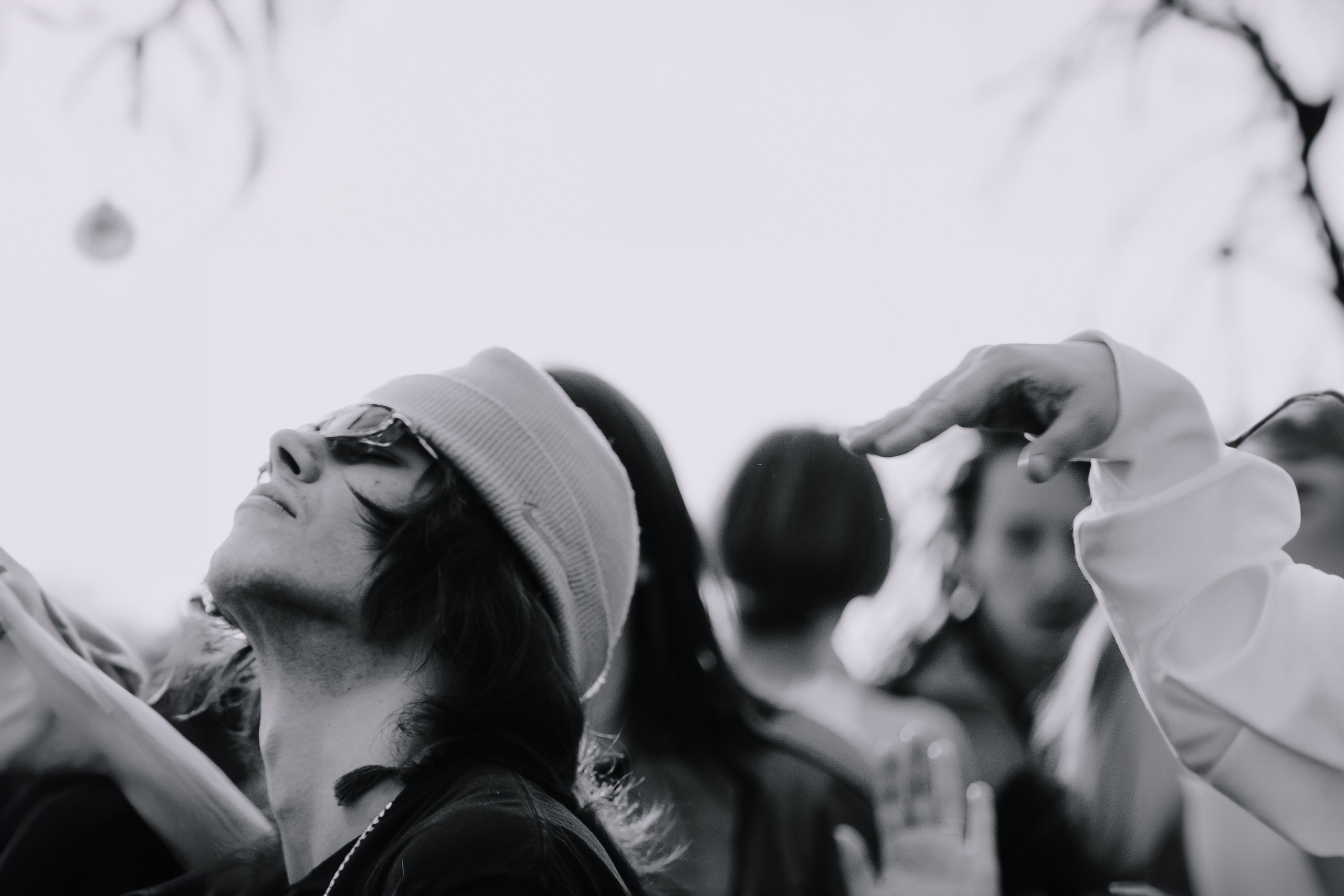 MANTRA: Хоровод. Made with Ai. Фото и видео контент за одну съемку — Веретенников Егор