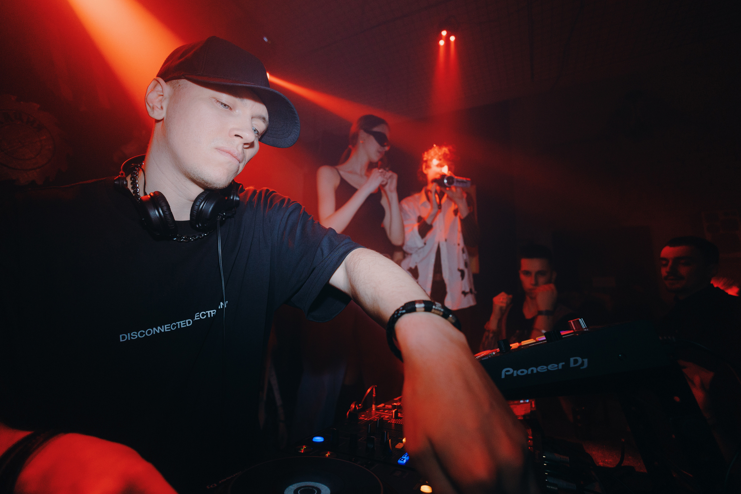 VIBRACIYA. Фото и видео контент за одну съемку — Веретенников Егор