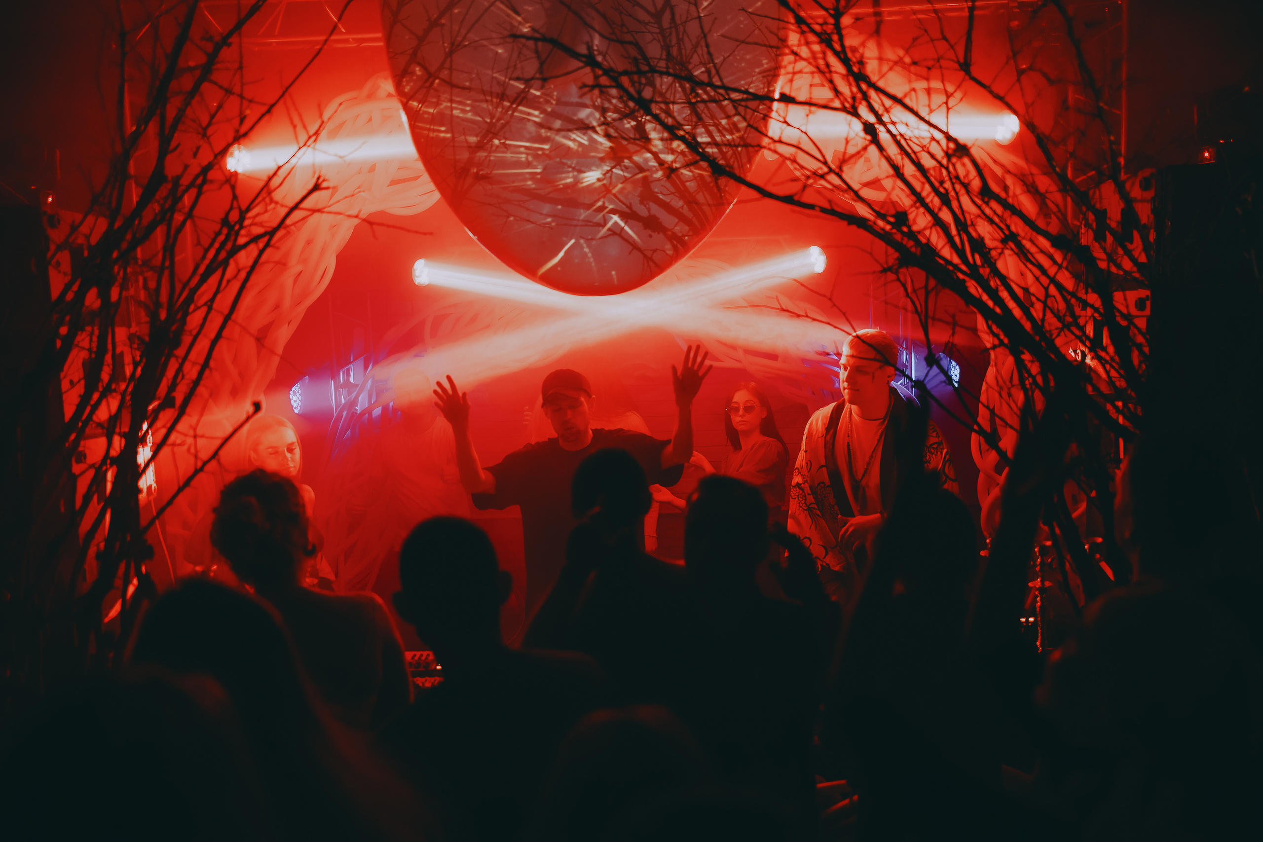 MANTRA: Rapossa. Фото и видео контент за одну съемку — Веретенников Егор