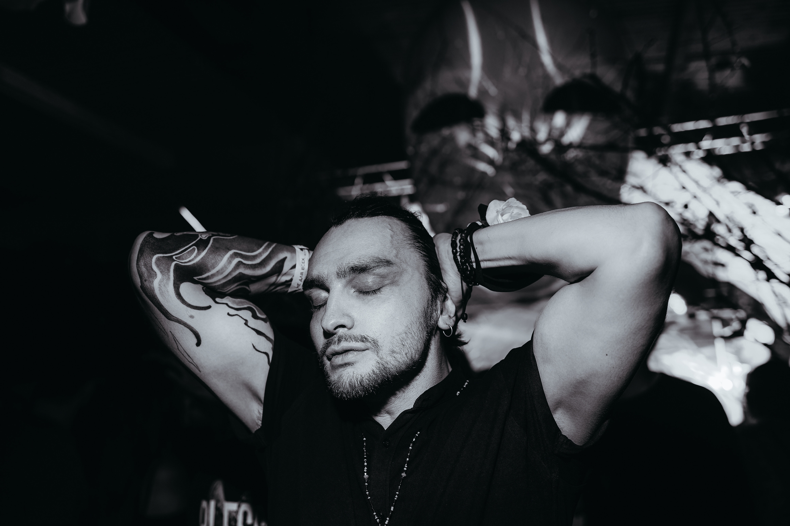 MANTRA: Rapossa. Фото и видео контент за одну съемку — Веретенников Егор