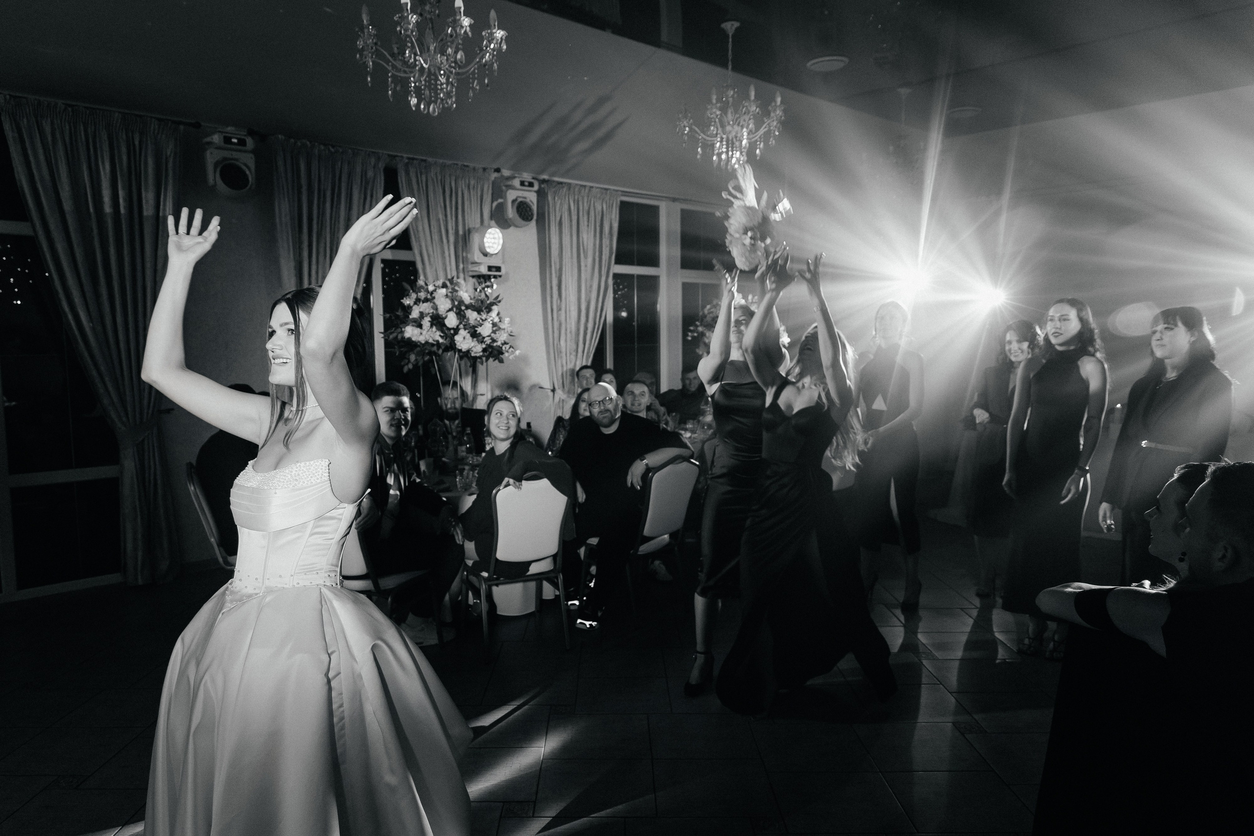 Свадебная фотосессия Анастасии и Игоря в Усадьбе Легенда. Свадебный фотограф в Минске/Беларуси Сергей Спиридонов