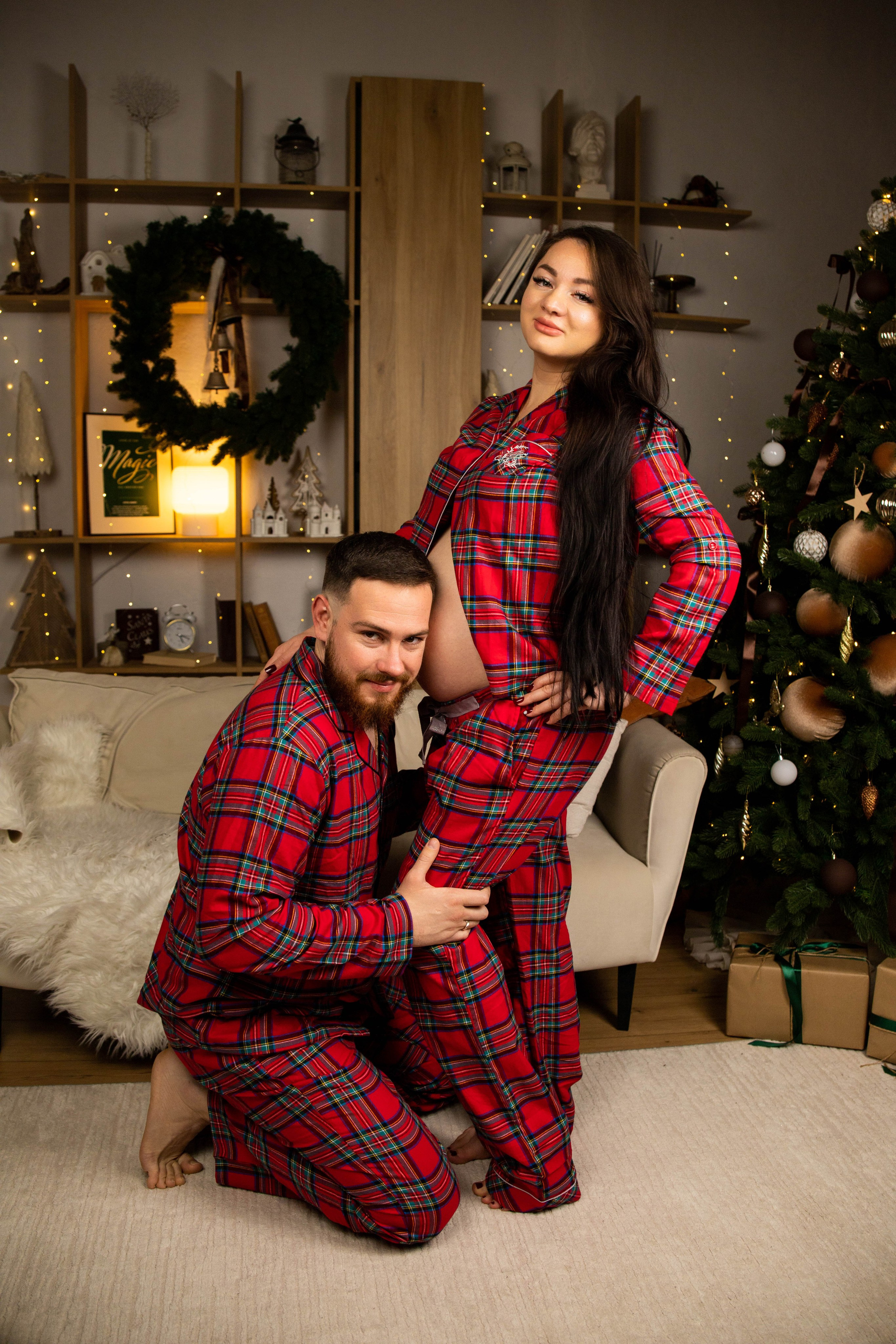 Фотосессия семейная «Новый год c пушистиком». Фотограф в Крыму Татьяна Барицкая ЕНОТИКА