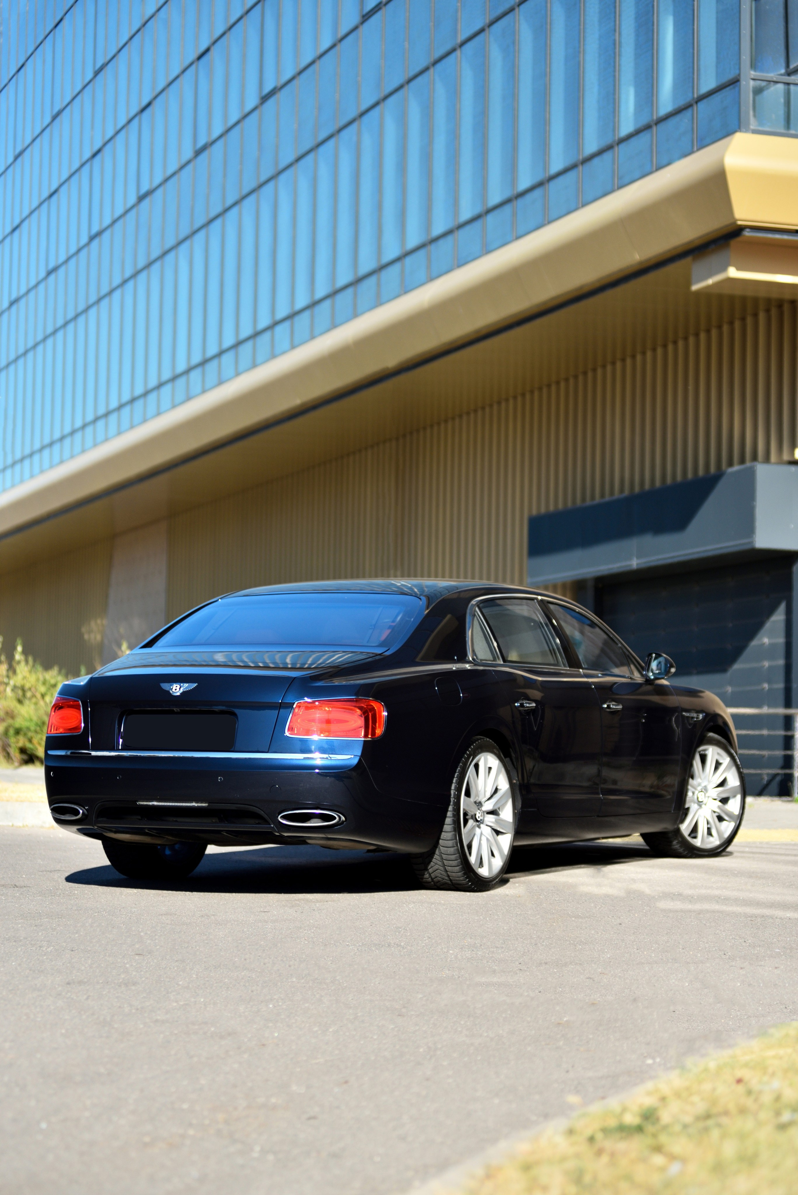 Bentle Continental GT 6.0. Автомобильный и интерьерный фотограф в Минске Александр Тагаев