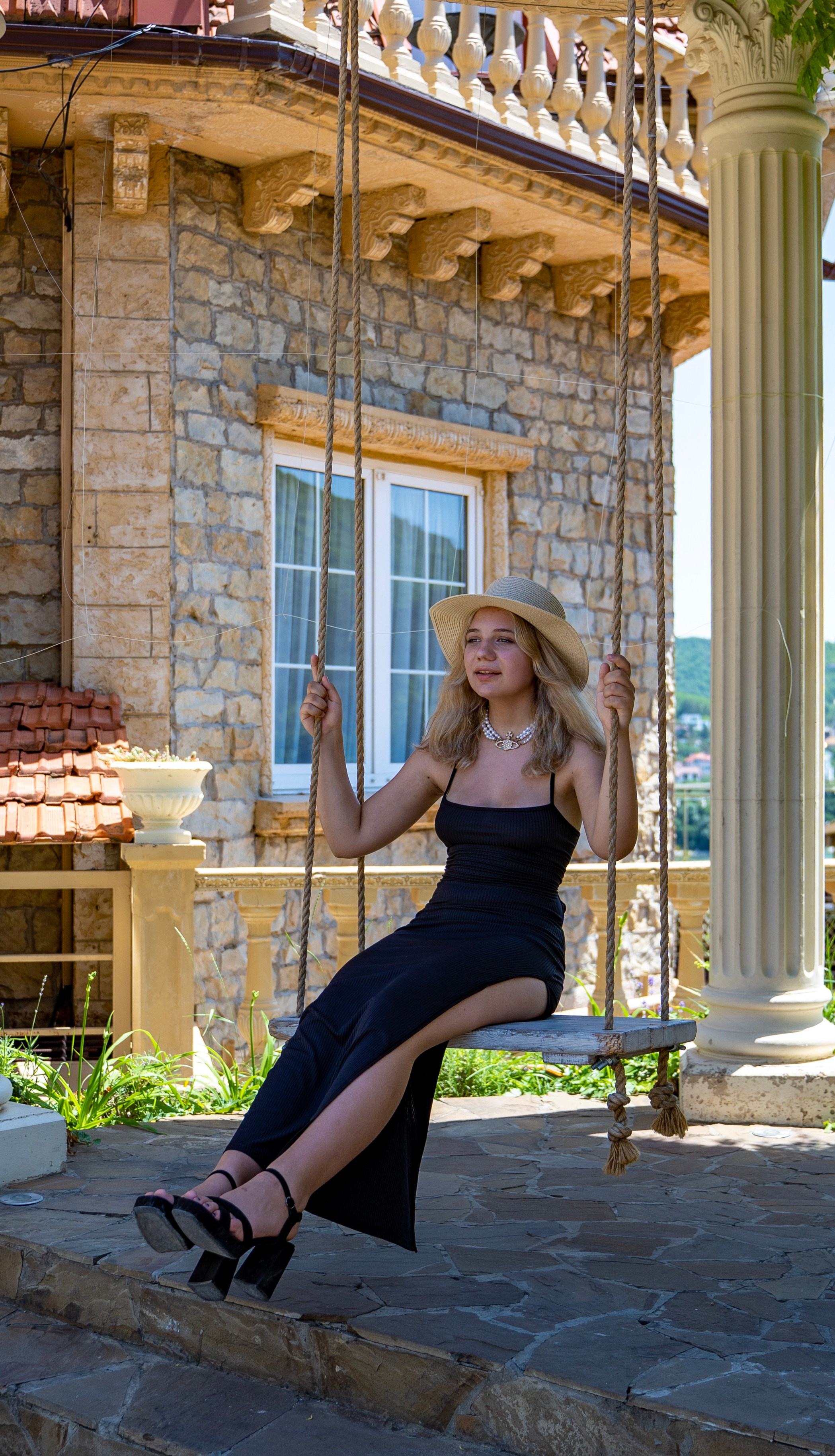 Фотосессия в Абрау-Дюрсо летом. Семейный и детский фотограф Екатерина Черняева. Снимаю портреты, love story, фотопрогулки, работаю на улице, в кафе, студии, дома у клиента