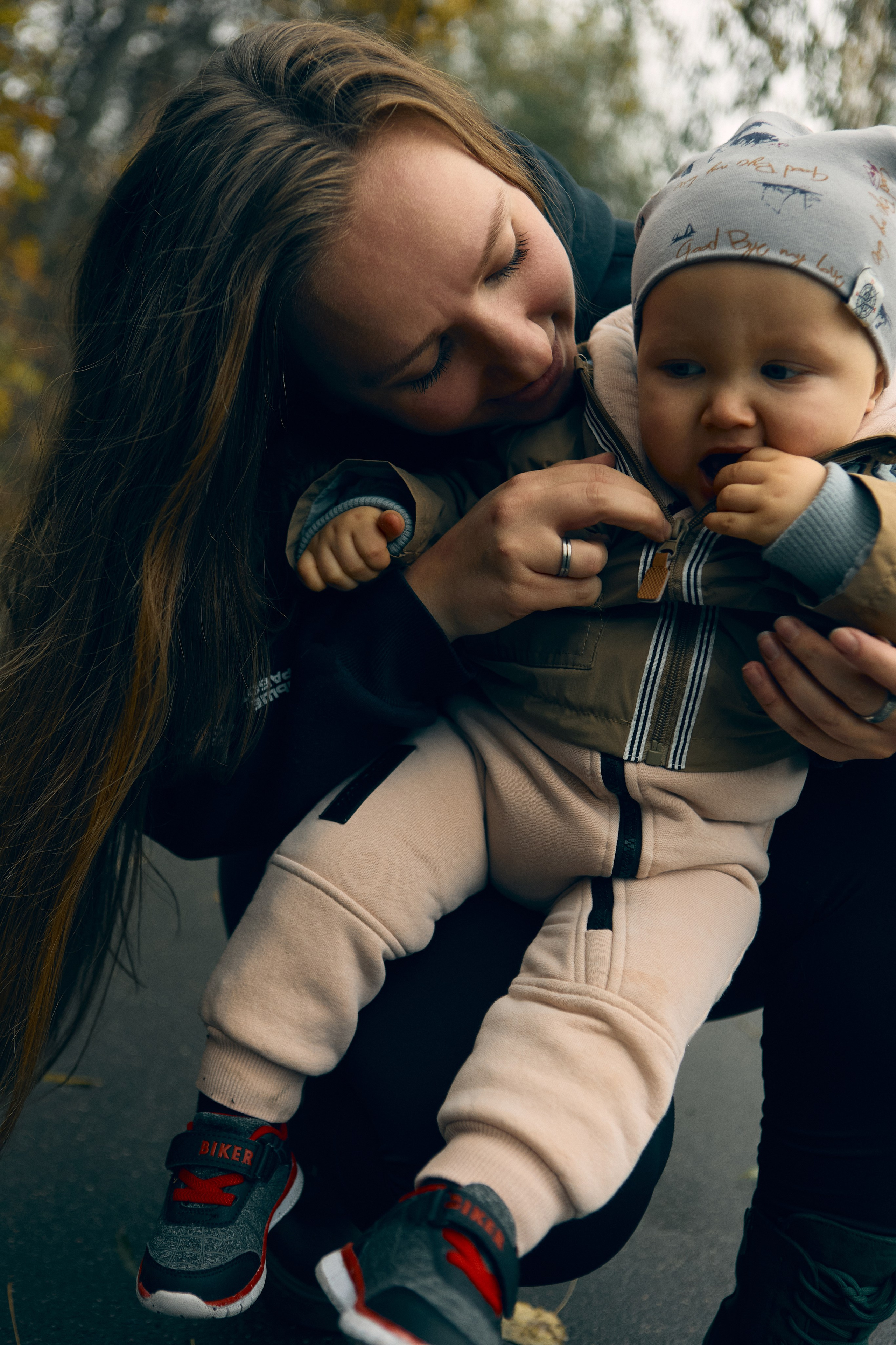 Семейная фотосессия дома и на прогулке в Москве
