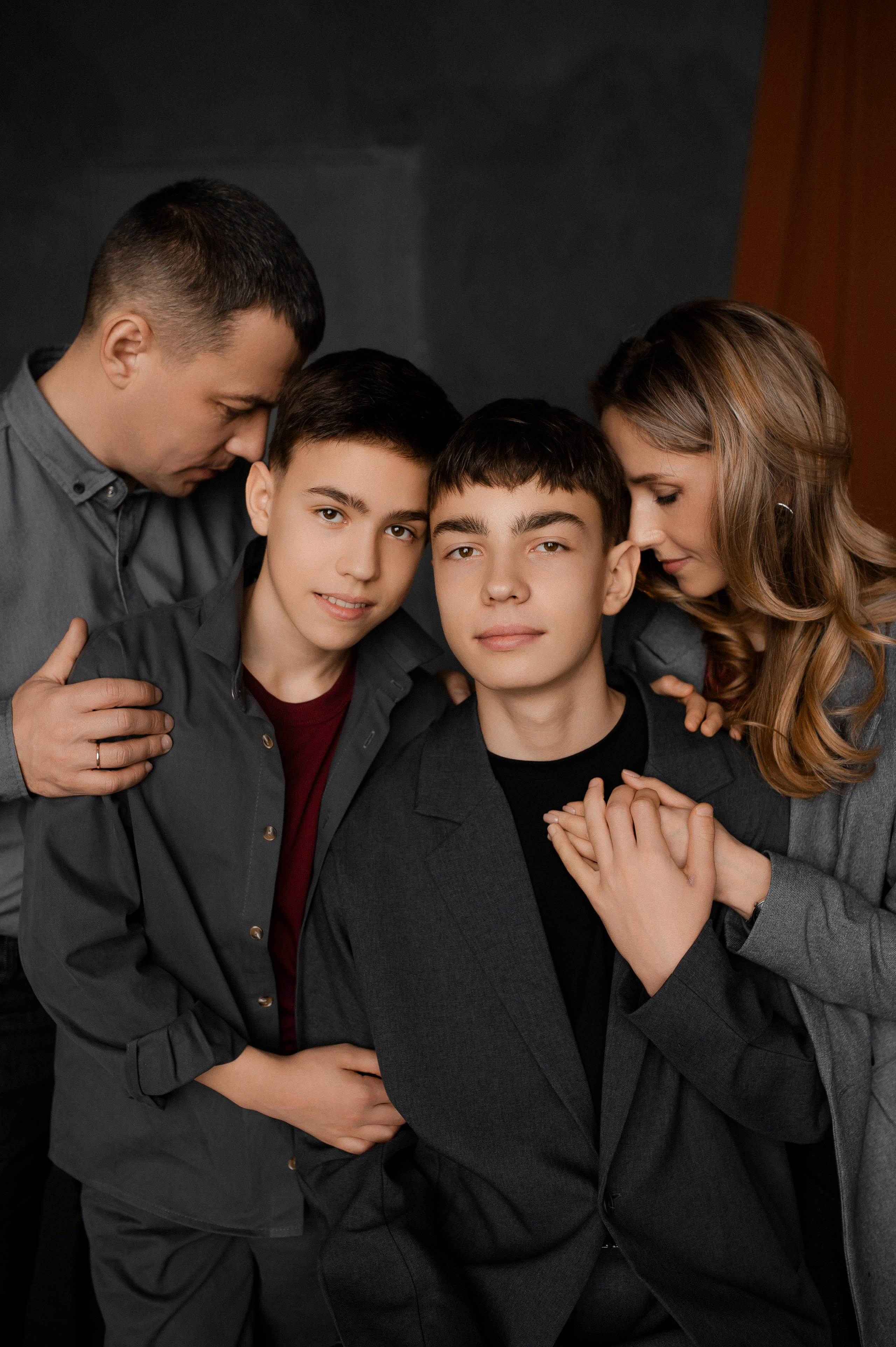 Семейная в студии. Фотограф Алексин, Тула