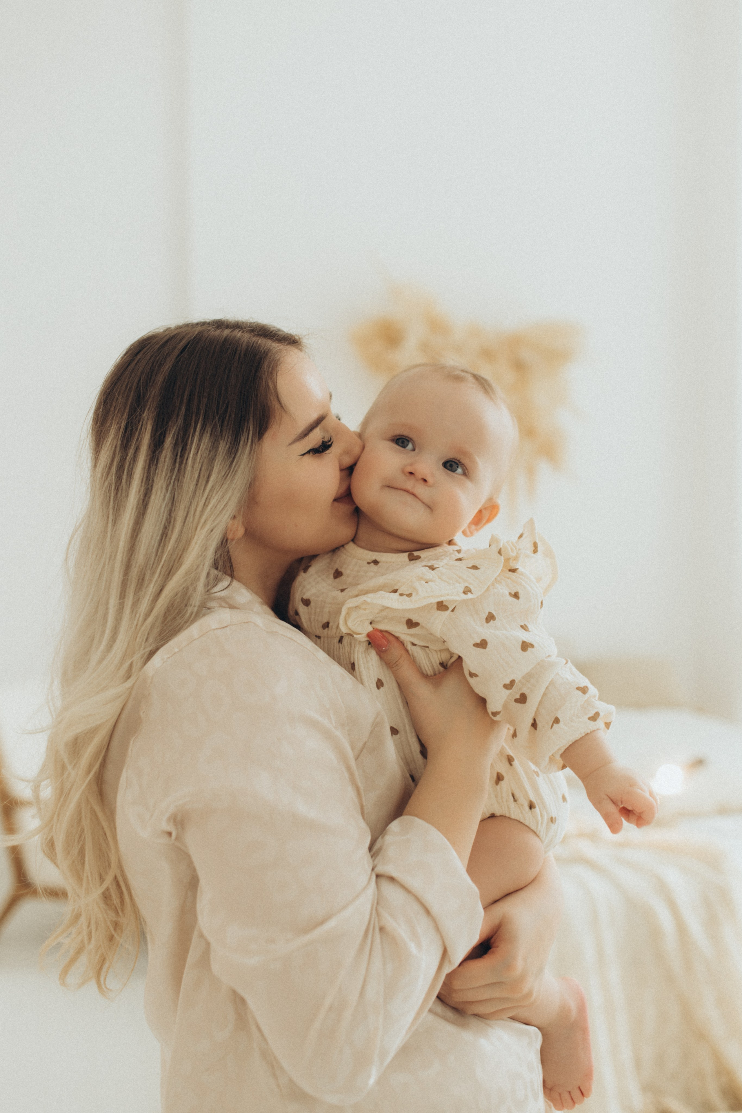Мама Настя и милашка Ксю. Свадебный и семейный фотограф в Белгороде Евгения Курочкина