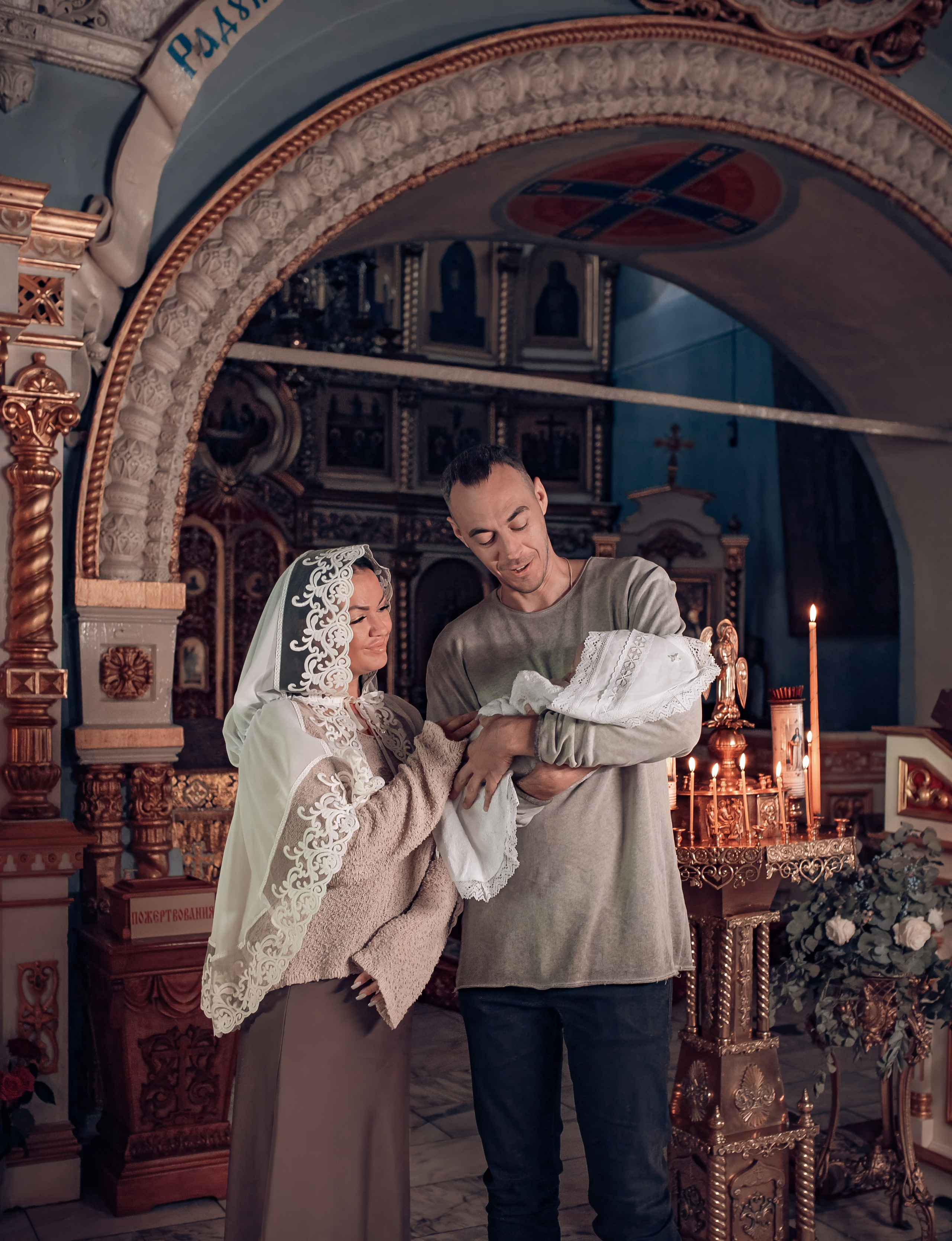 Крещение Аглайи в Покровском кафедральном соборе. Фотографы крещения/венчания  Красноярск Татьяна и Вячеслав Переваловы