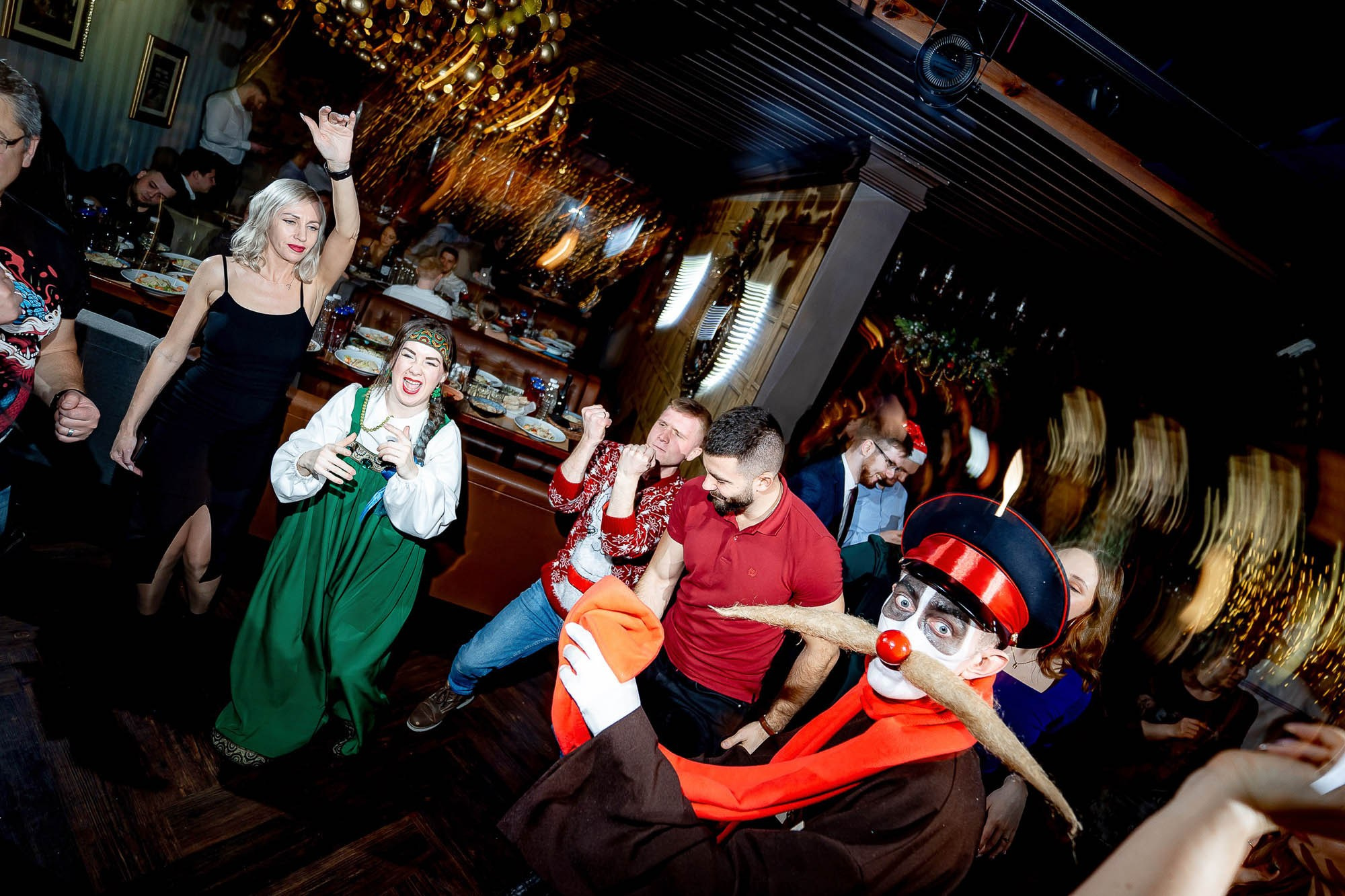 Новый год 2024 в Peoples. Сергей Кошкин. Репортажная и ивент-фотография в Сургуте