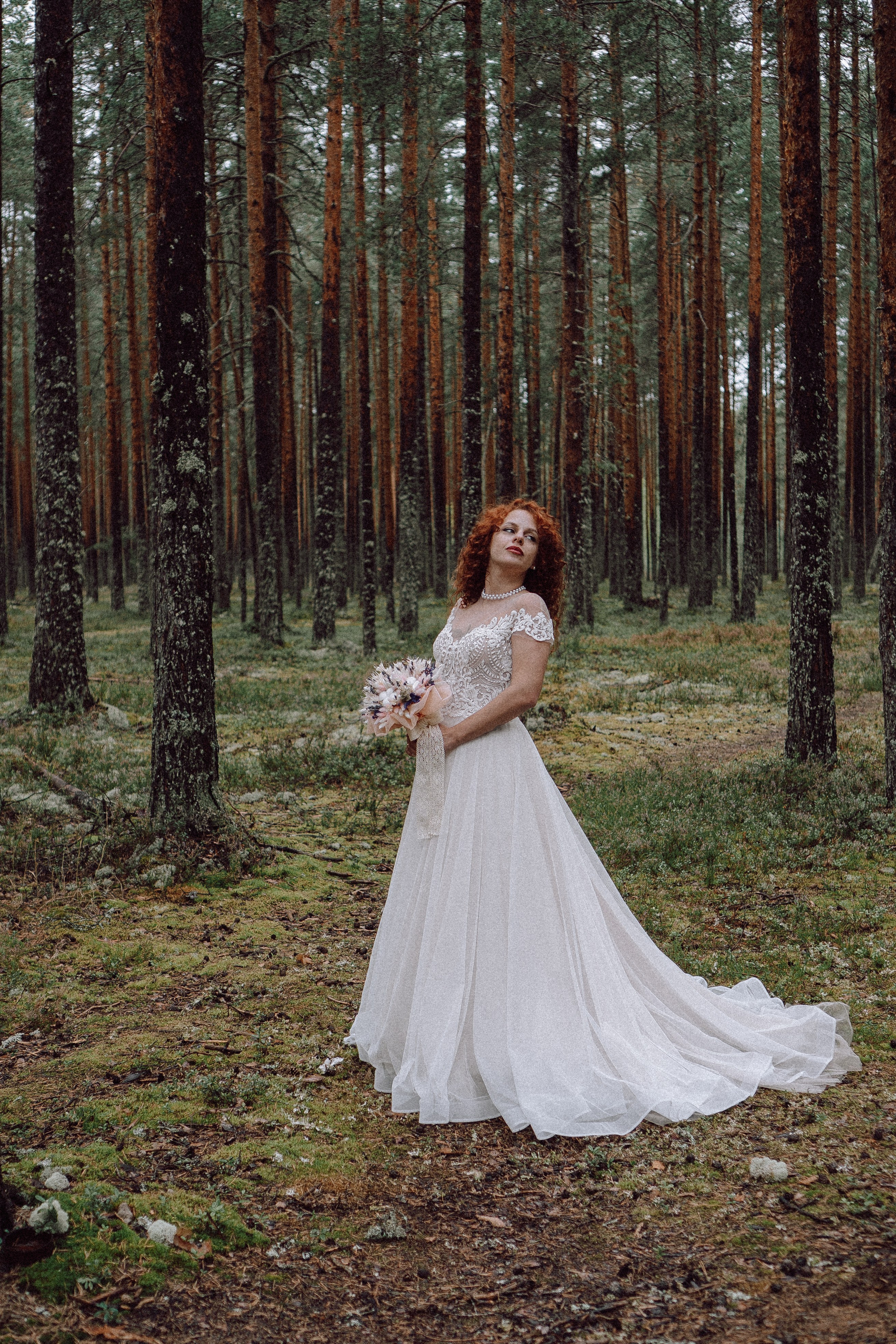 СВАДЕБНАЯ ФОТОСЕССИИЯ ПАРЫ В ГОРОДЕ ПРИОЗЕРСК В СОСНОВОМ ЛЕСУ И С ПИКАПОМ. Профессиональный фотограф, Санкт-Петербург — Виктория Богомолова