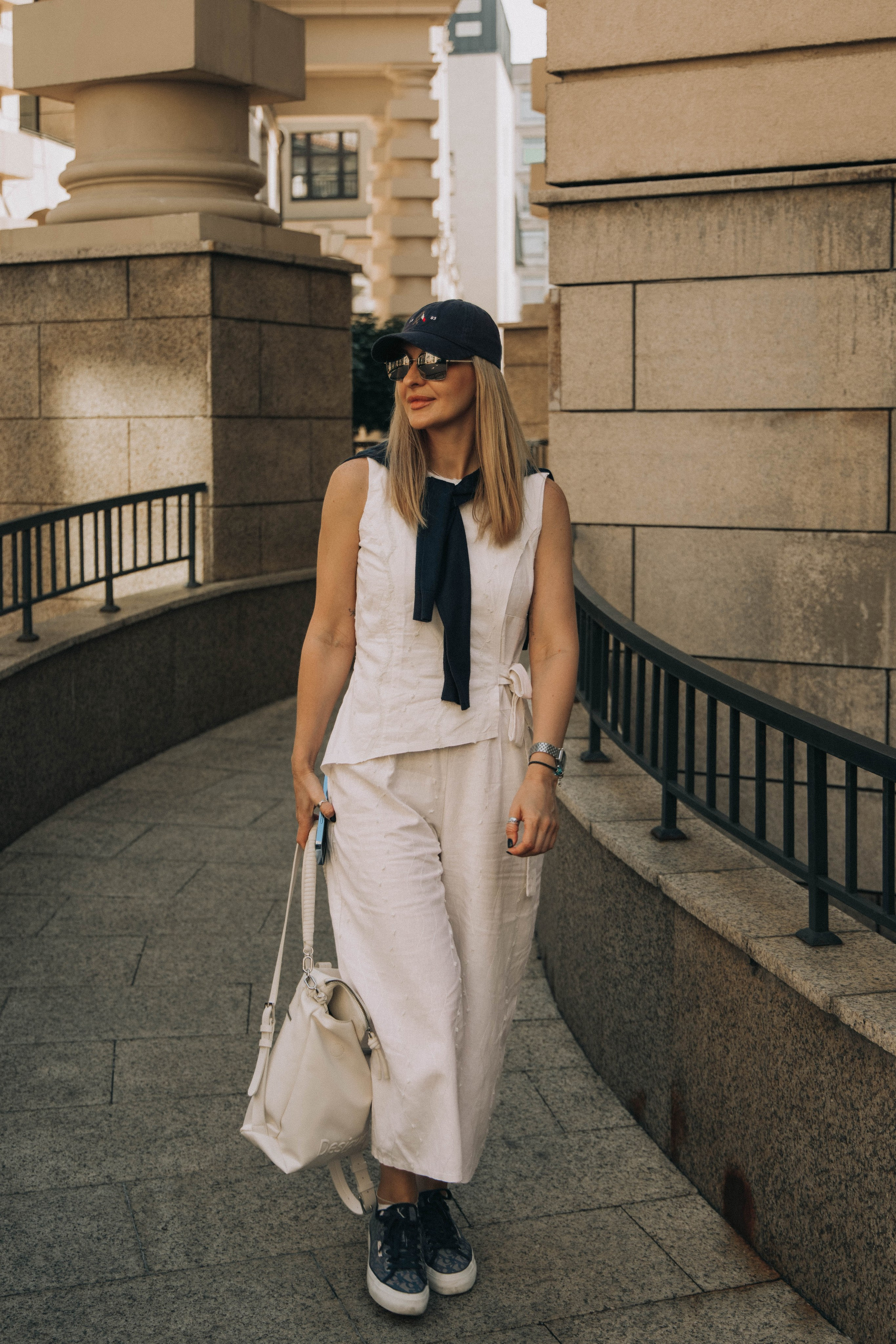 Прогулка Лиза и Марина. Фотограф lifestylе в Москве Пшеничная Анастасия