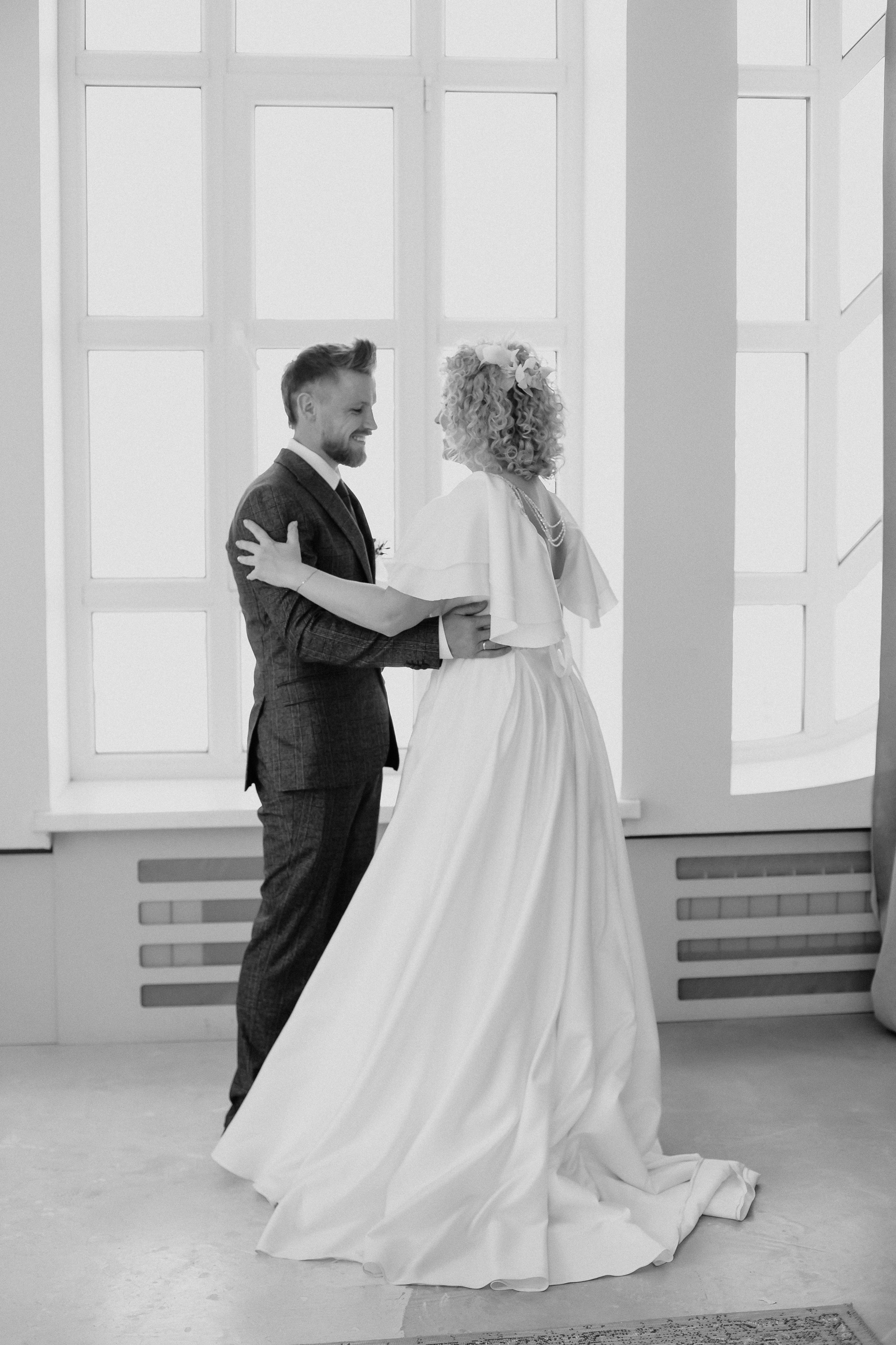 Кудряшки, лето, парк, пижо. Креативный и женский Фотограф Омске Наталья Лебедева