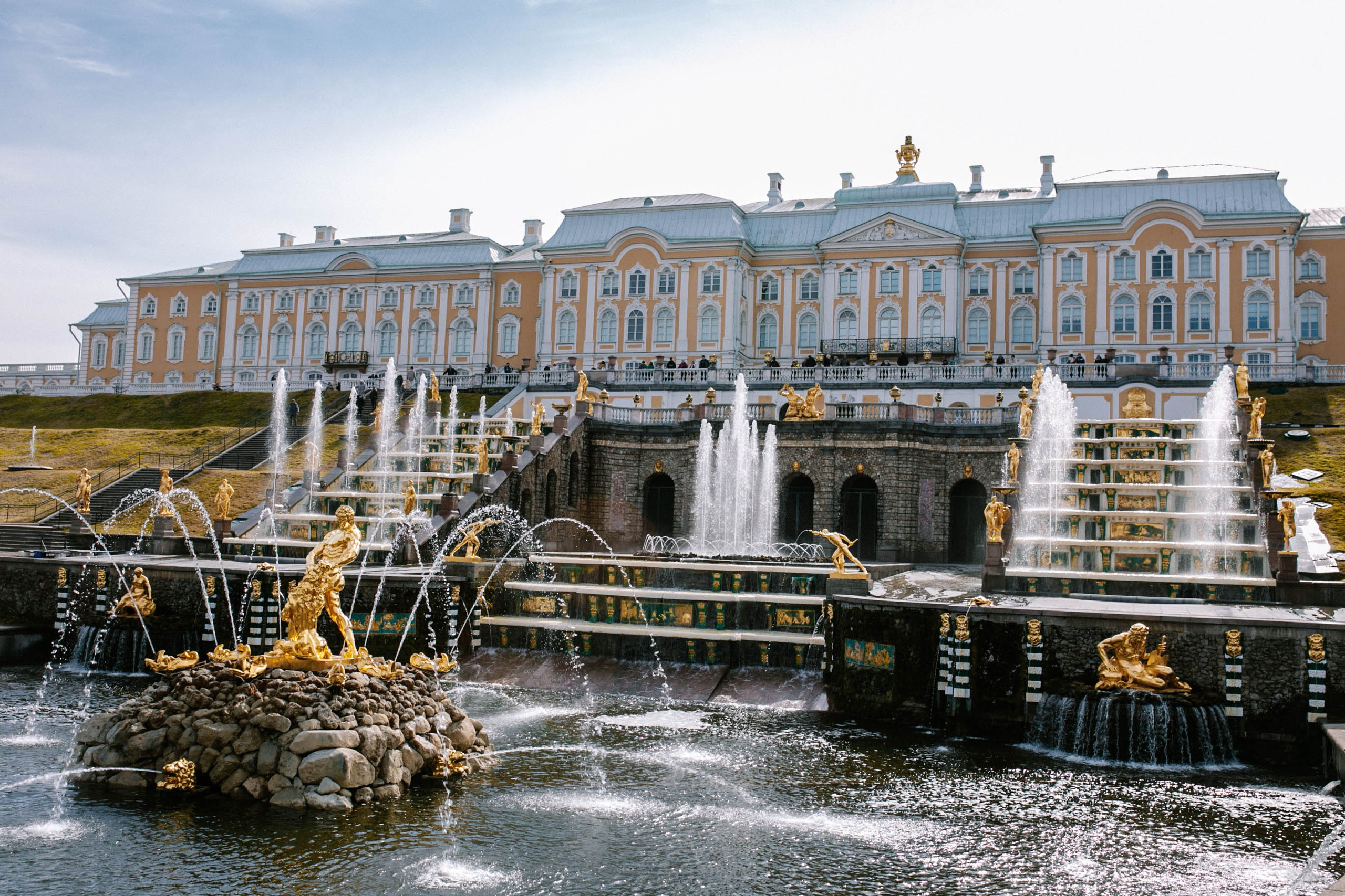 Петергоф, еще без туристов. Главная