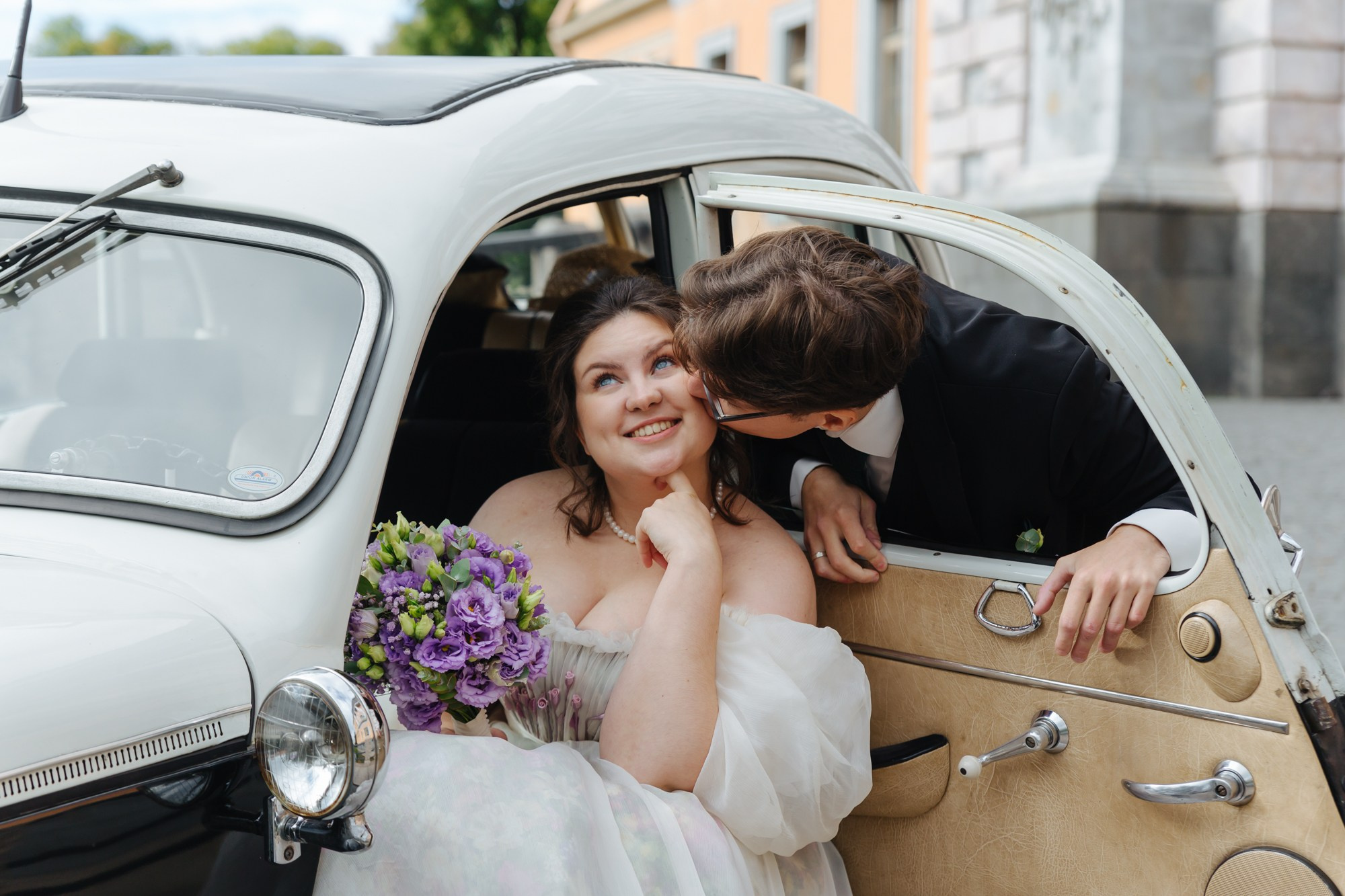 Свадебный фотограф Ден Дорфф, со мной весело. Фотограф крещение венчание в Петербурге! Помогает подобрать храм и посоветовал душевного батюшку в СПб