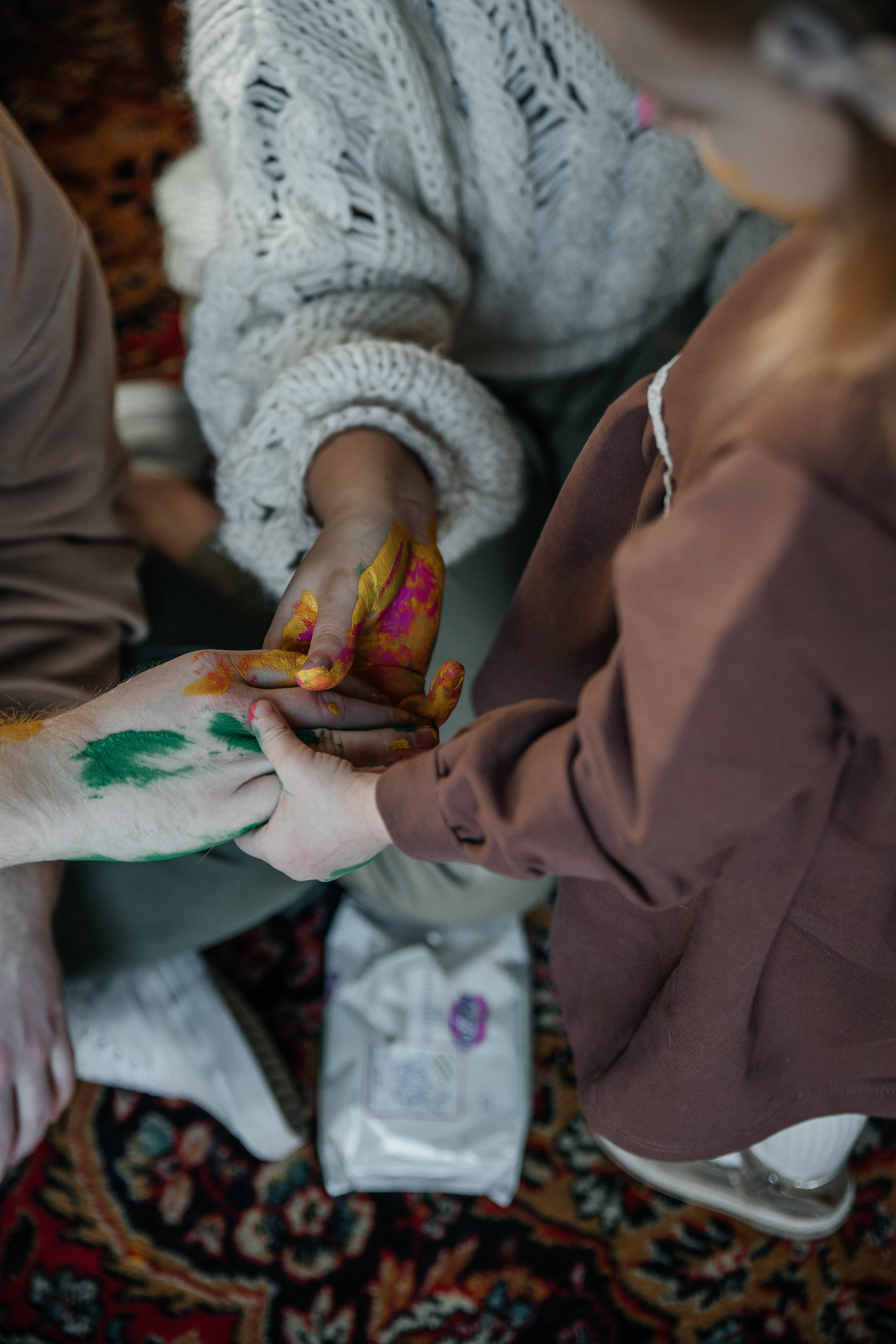 Мария с семьей. Фотодом BlackHouse. Фотограф в Красногорске Инна Романова, индивидуальные съемки, лавстори