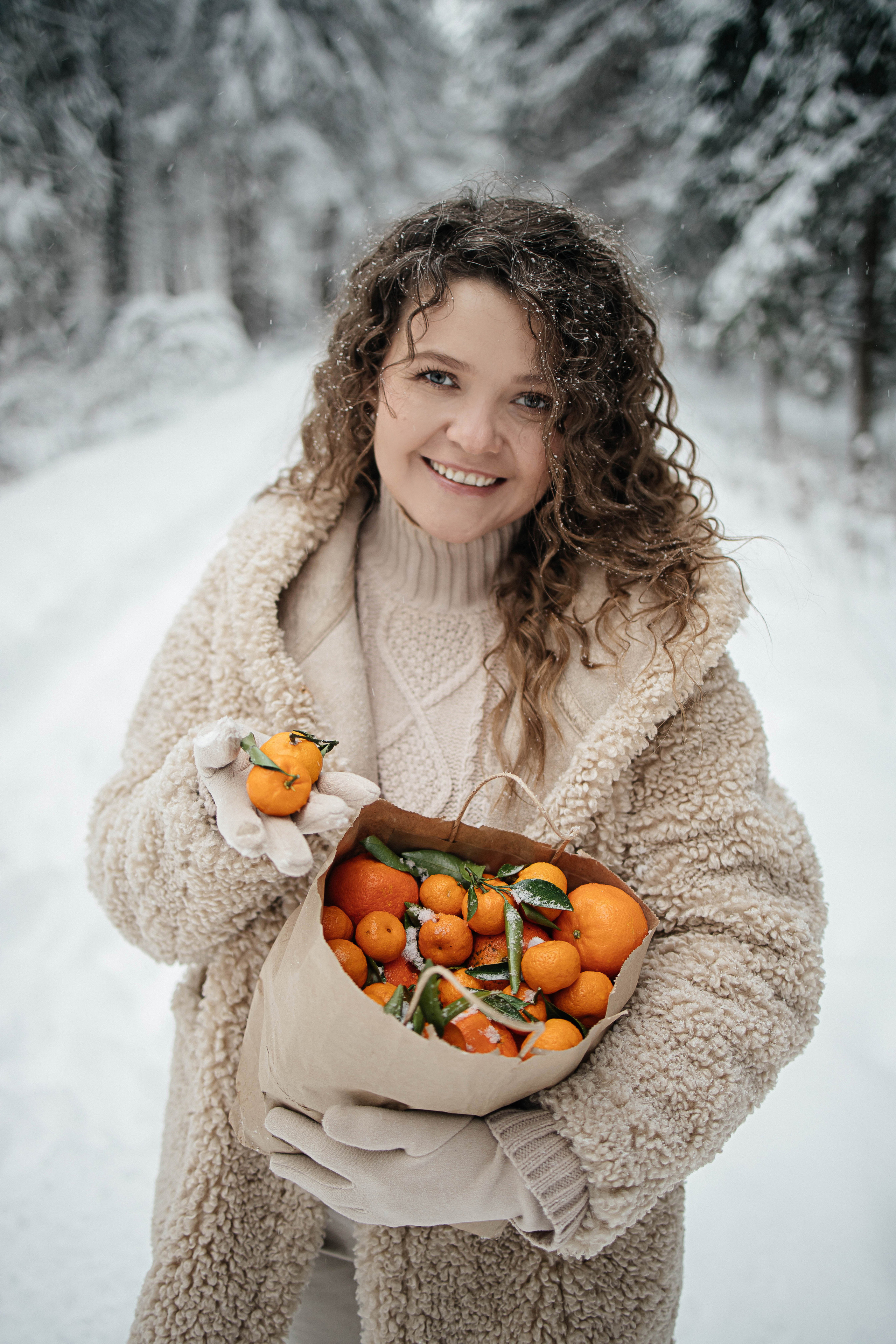 Мария, лесная фотопрогулка. Фотограф в Красногорске Инна Романова, индивидуальные съемки, лавстори