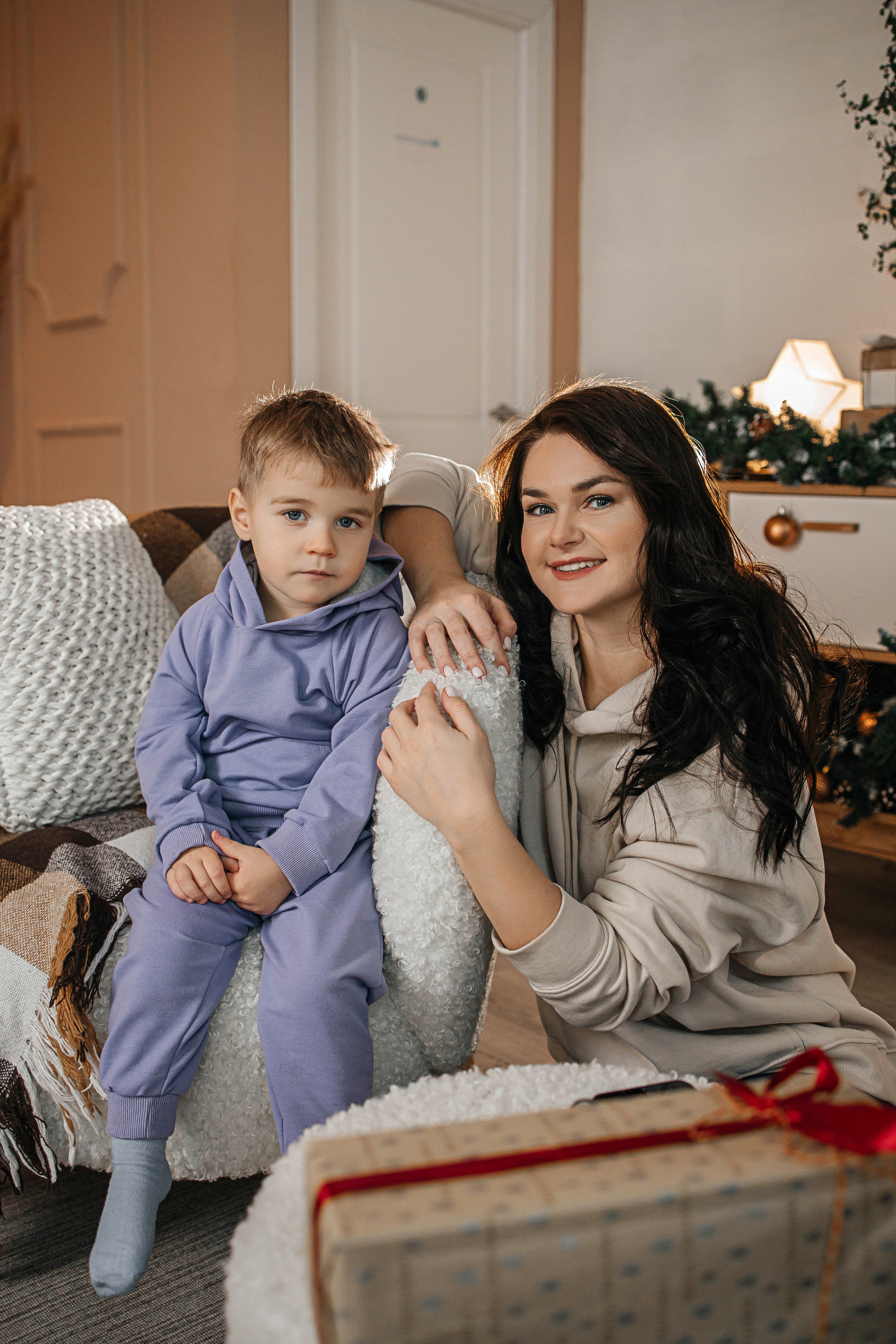 Валерия с сыном Пашей. Студия Kotophot. Фотограф в Красногорске Инна Романова, индивидуальные съемки, лавстори