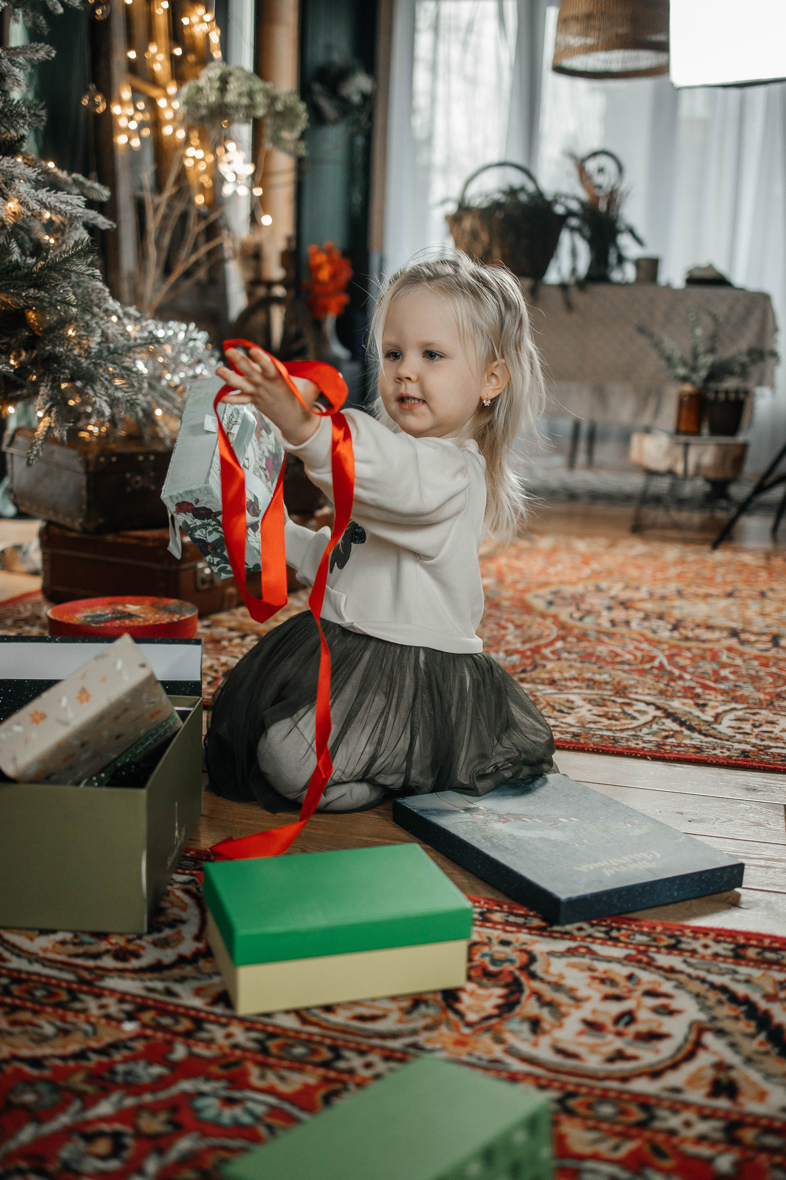 Ирина с семьей. Фотодом BlackHouse. Фотограф в Красногорске Инна Романова, индивидуальные съемки, лавстори