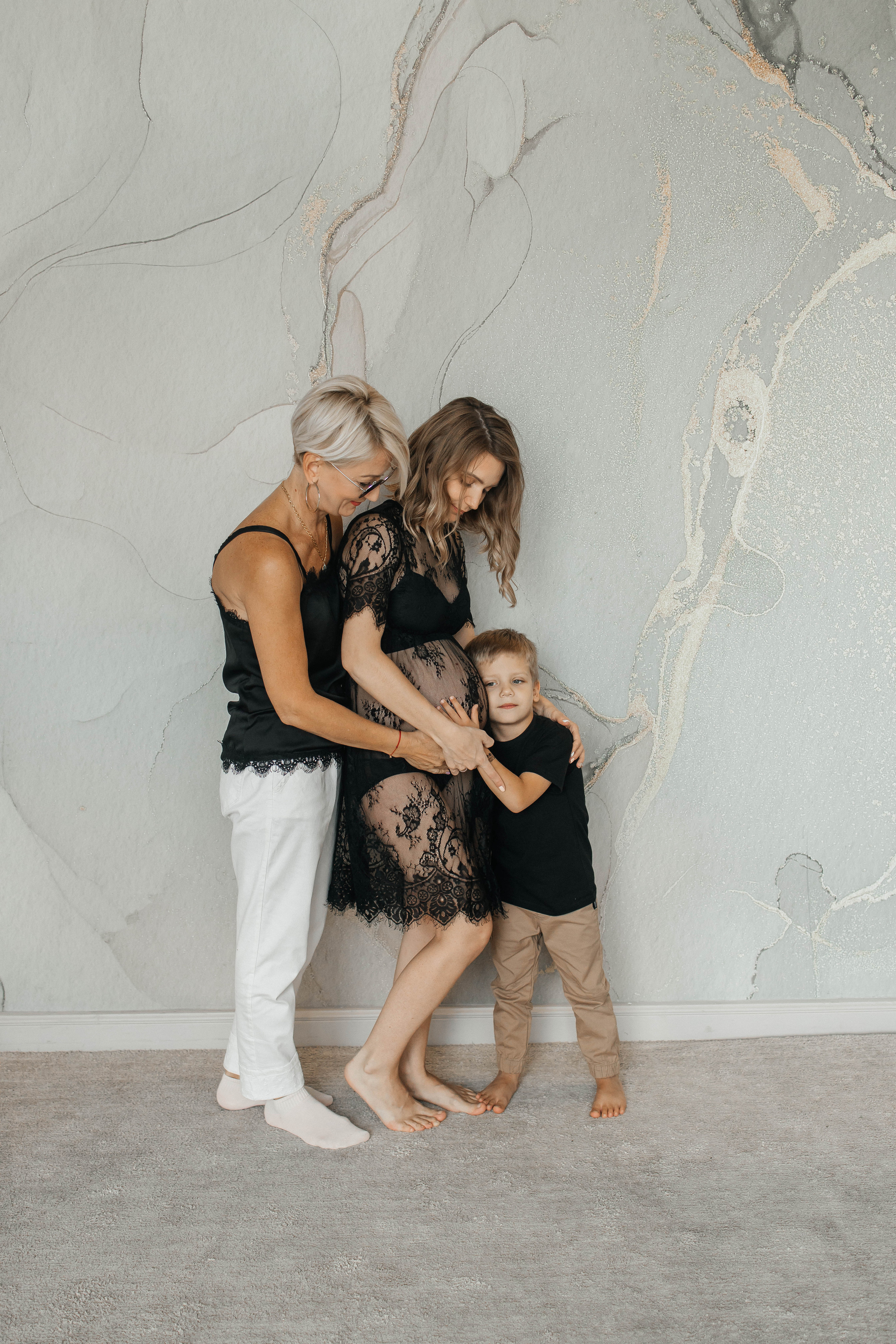 Анастасия с семьей. Фотостудия Cross-photo. Фотограф в Красногорске Инна Романова, индивидуальные съемки, лавстори