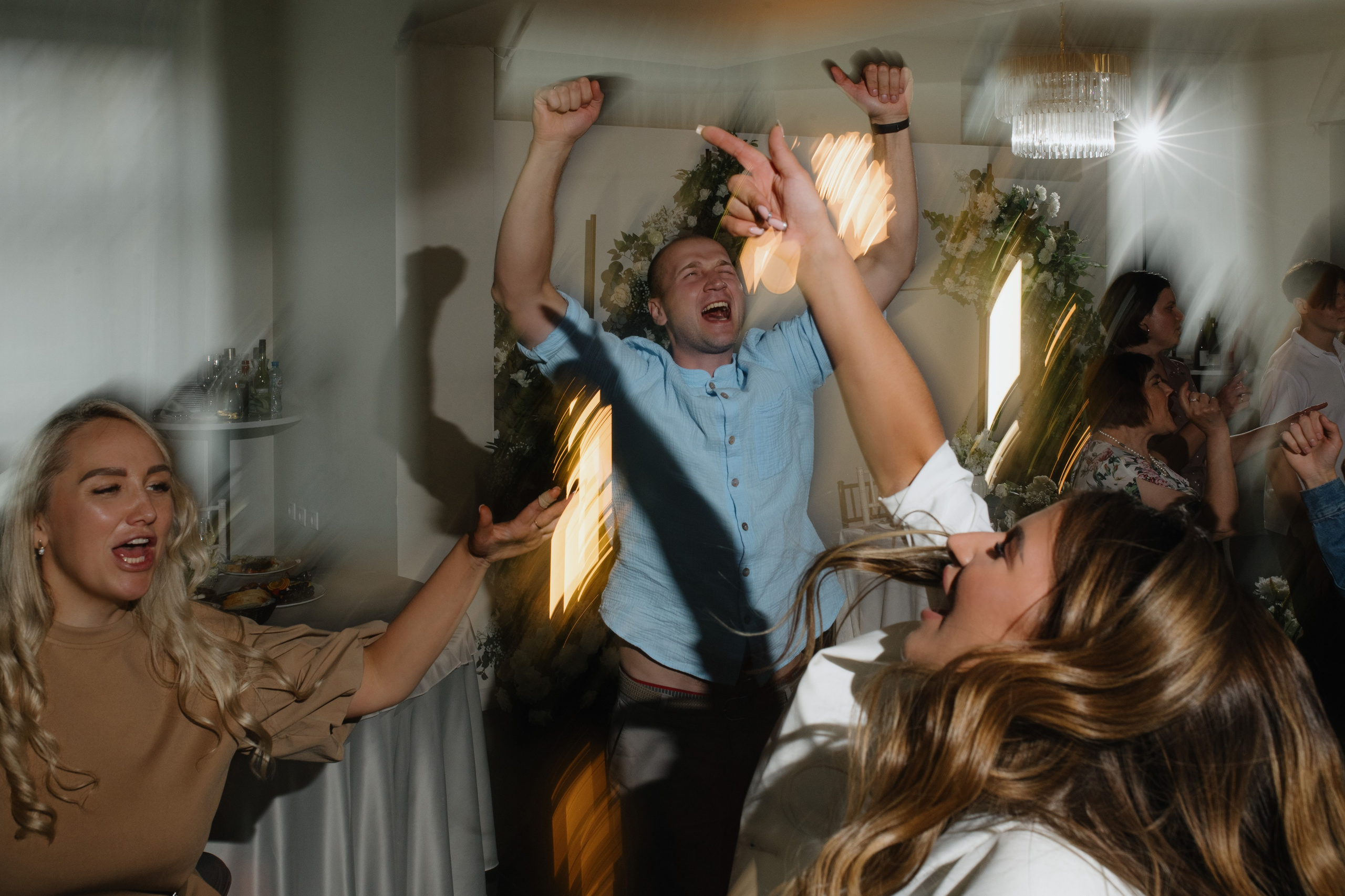 Костя и Айгиза — MORE AMORE. Свадебный фотограф Екатеринбург/Челябинск — Любовь Волохова