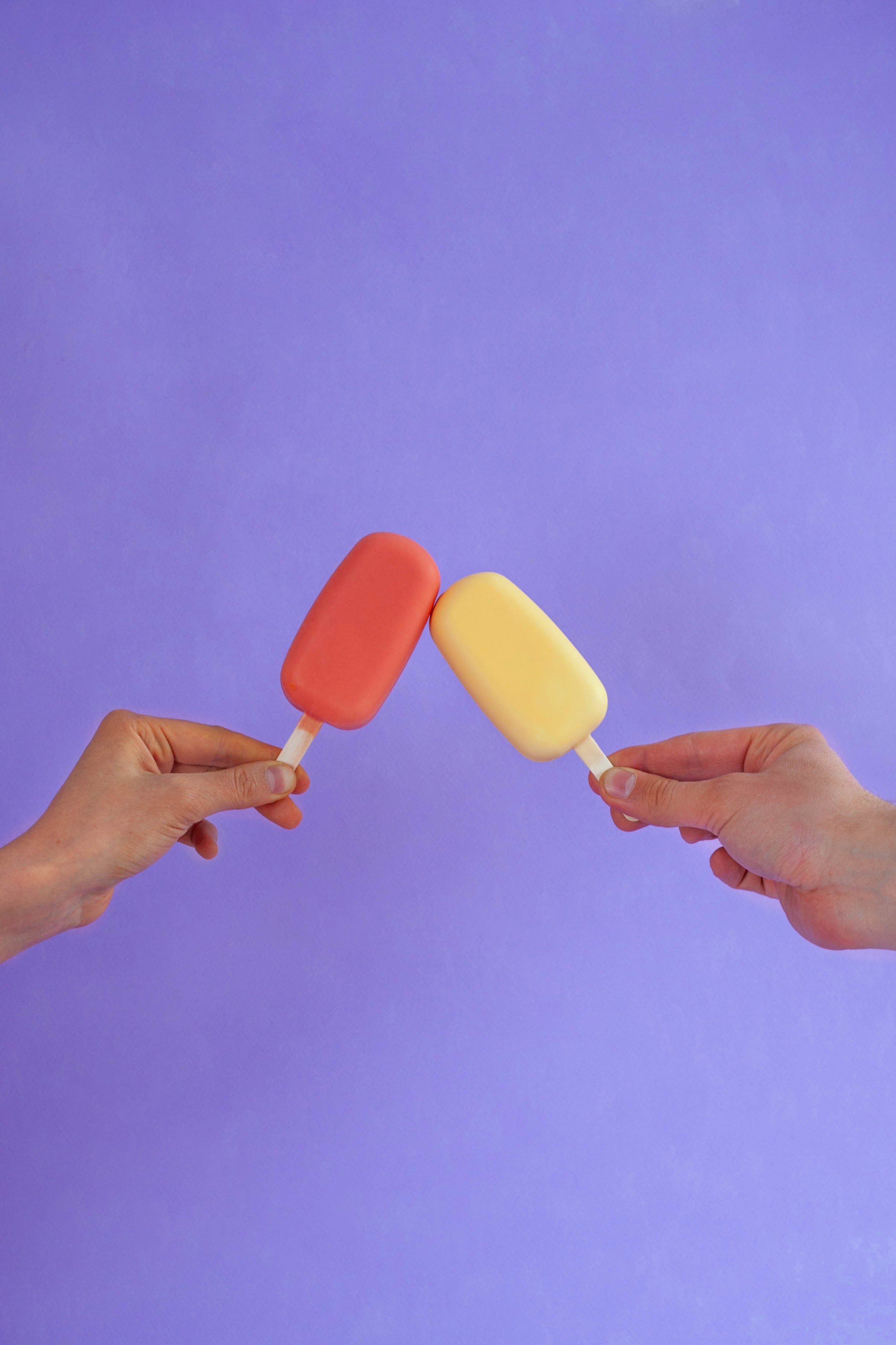 Предметная съемка мороженого Creme & Caramel. Фотограф Анастасия Мухитдинова