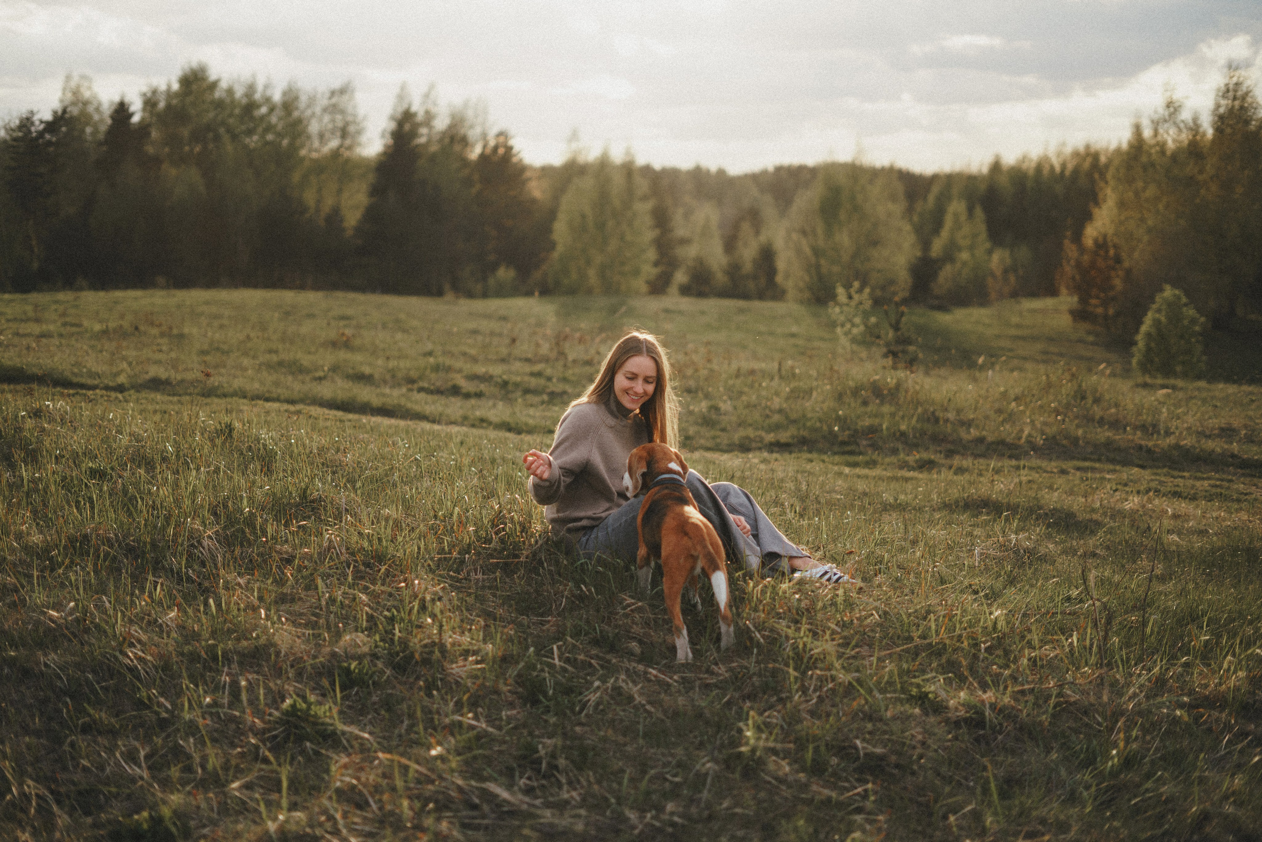 Юля и Зайфер. Фотограф анималист Осипчикова Мария