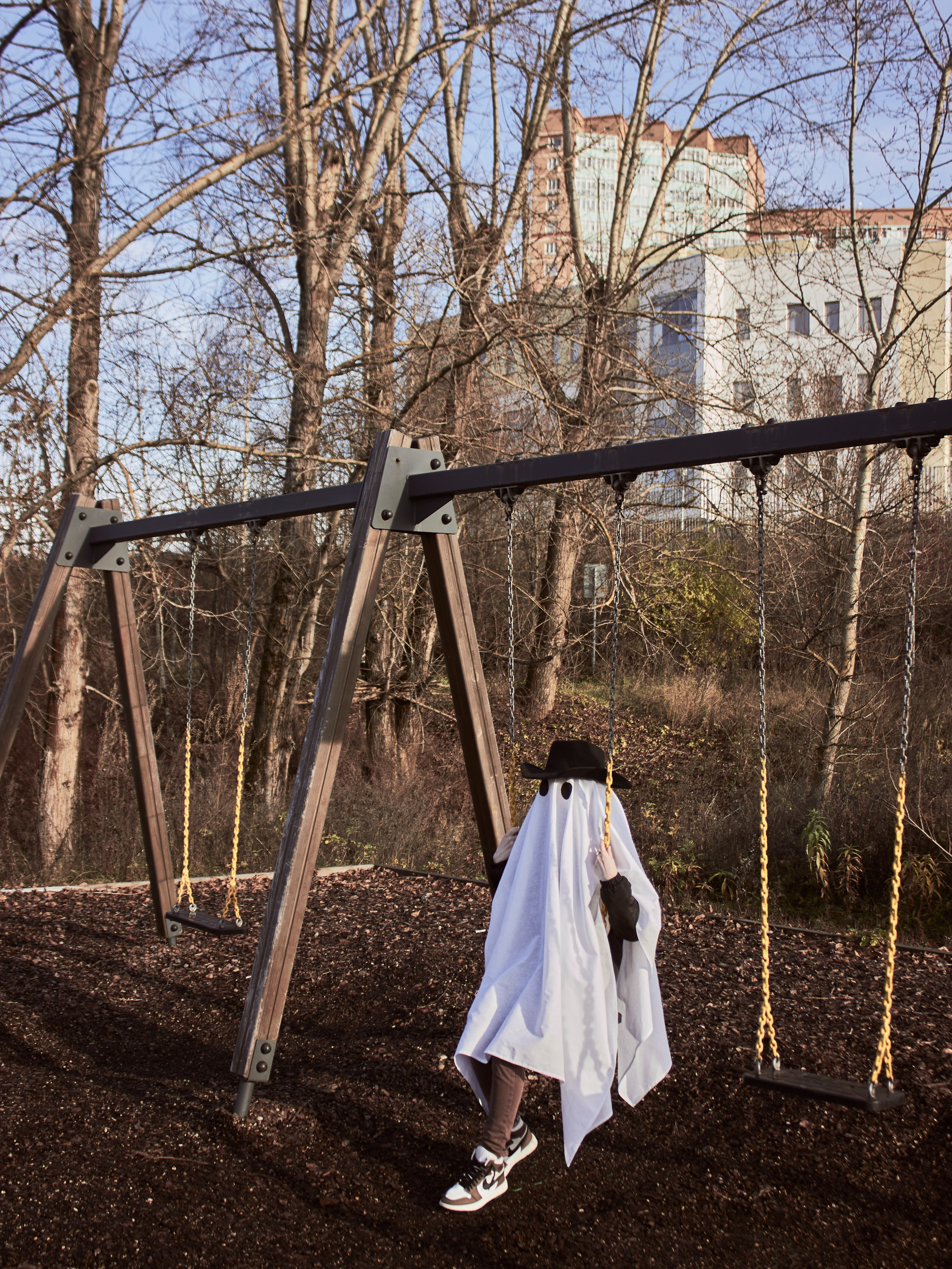 Ноябрьский призрак. Портретный фотограф из Москвы Комбар Елизавета