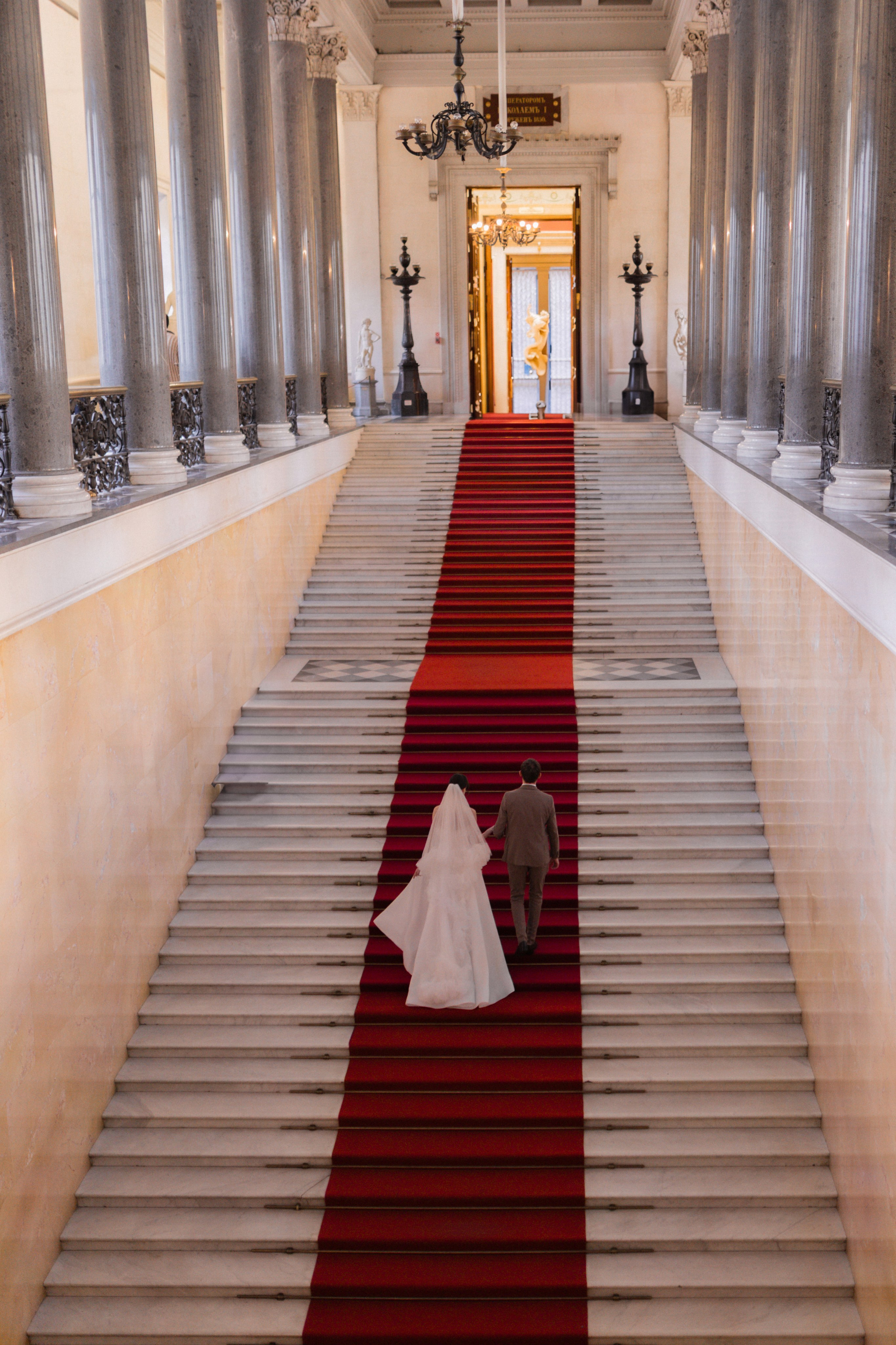 Алина+Роман Эрмитаж. Фотограф в Санкт-Петербурге