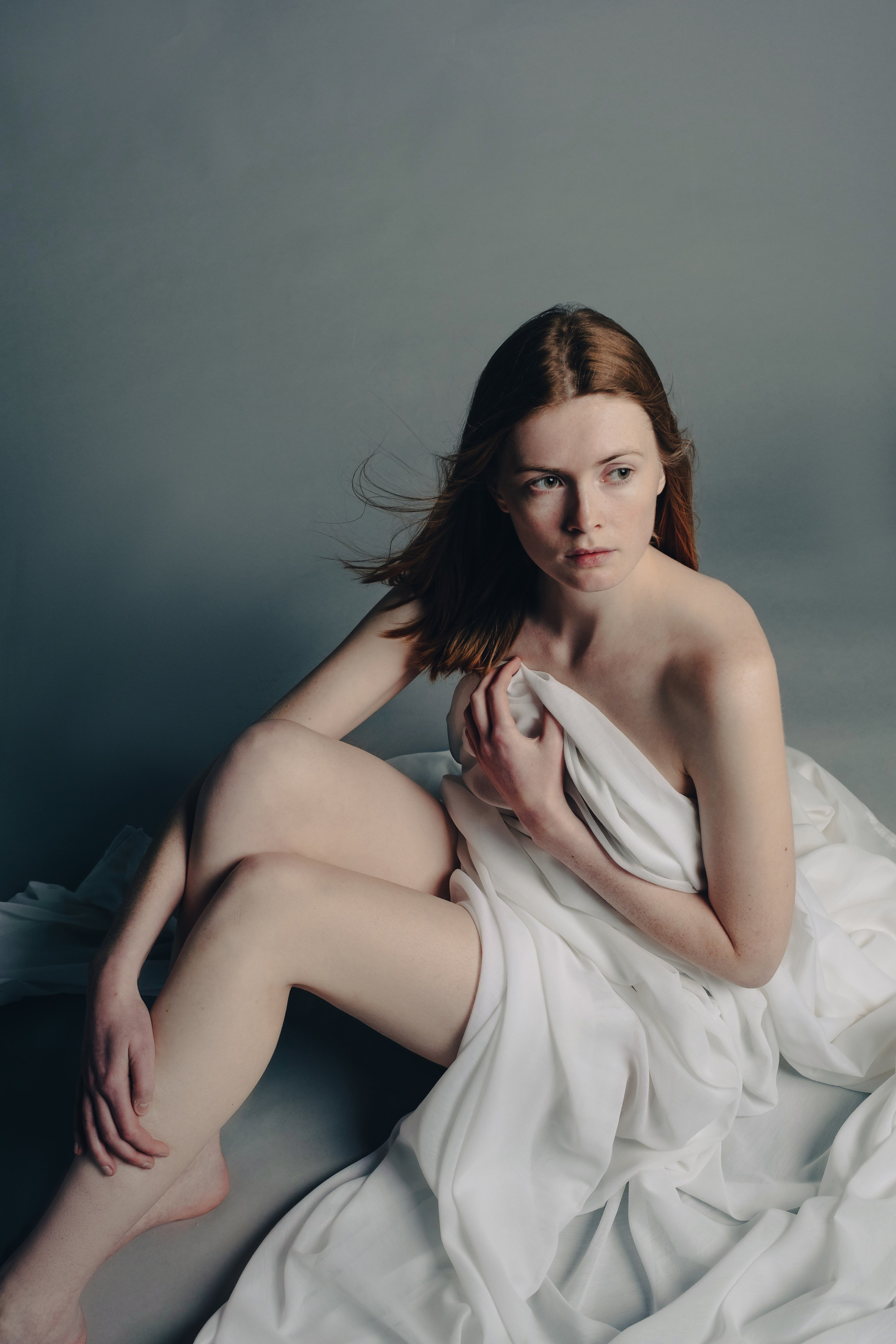 Minimalistic portrait. Sia Levine Design