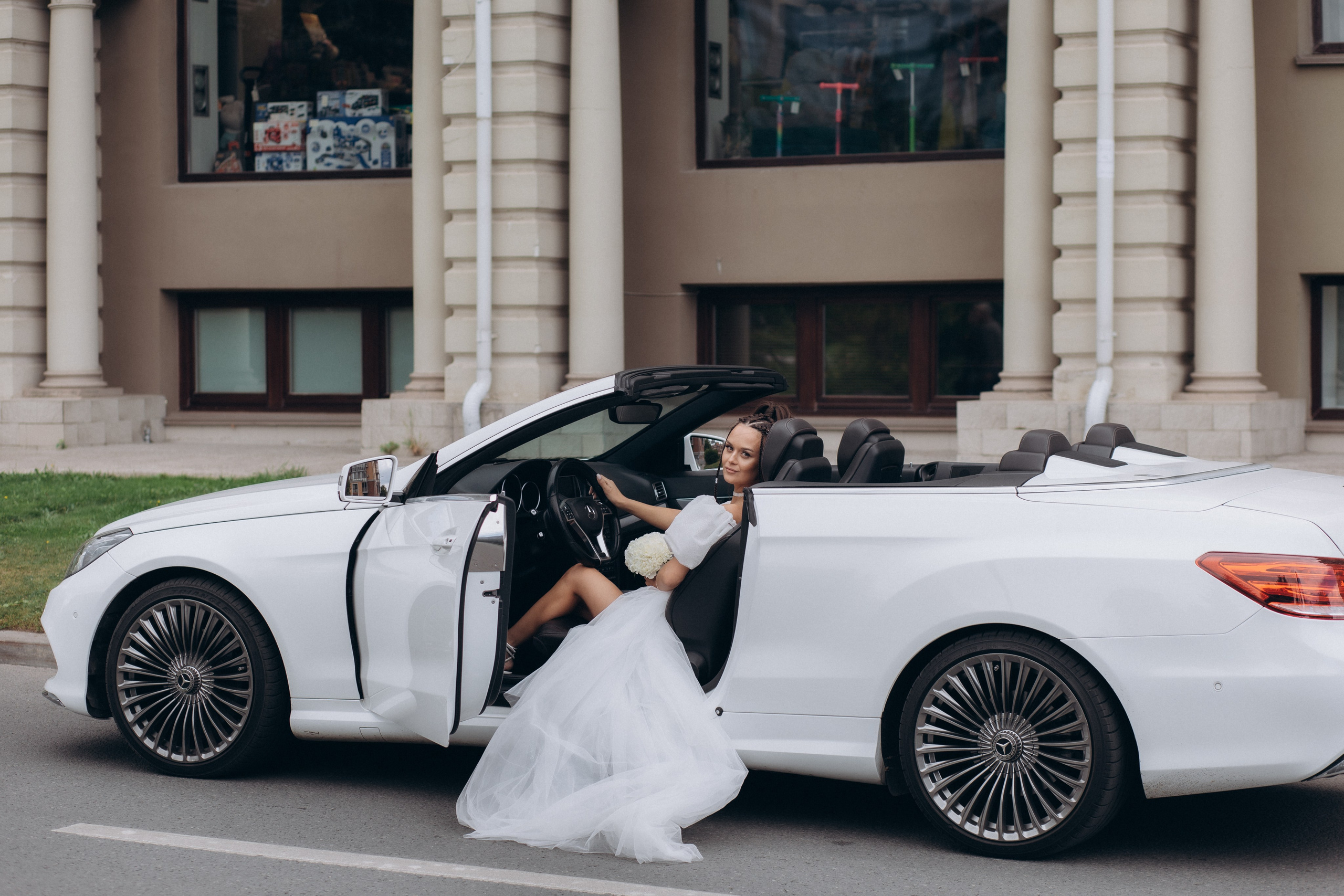 В центре Казани. Свадебный фотограф в Москве и Казани