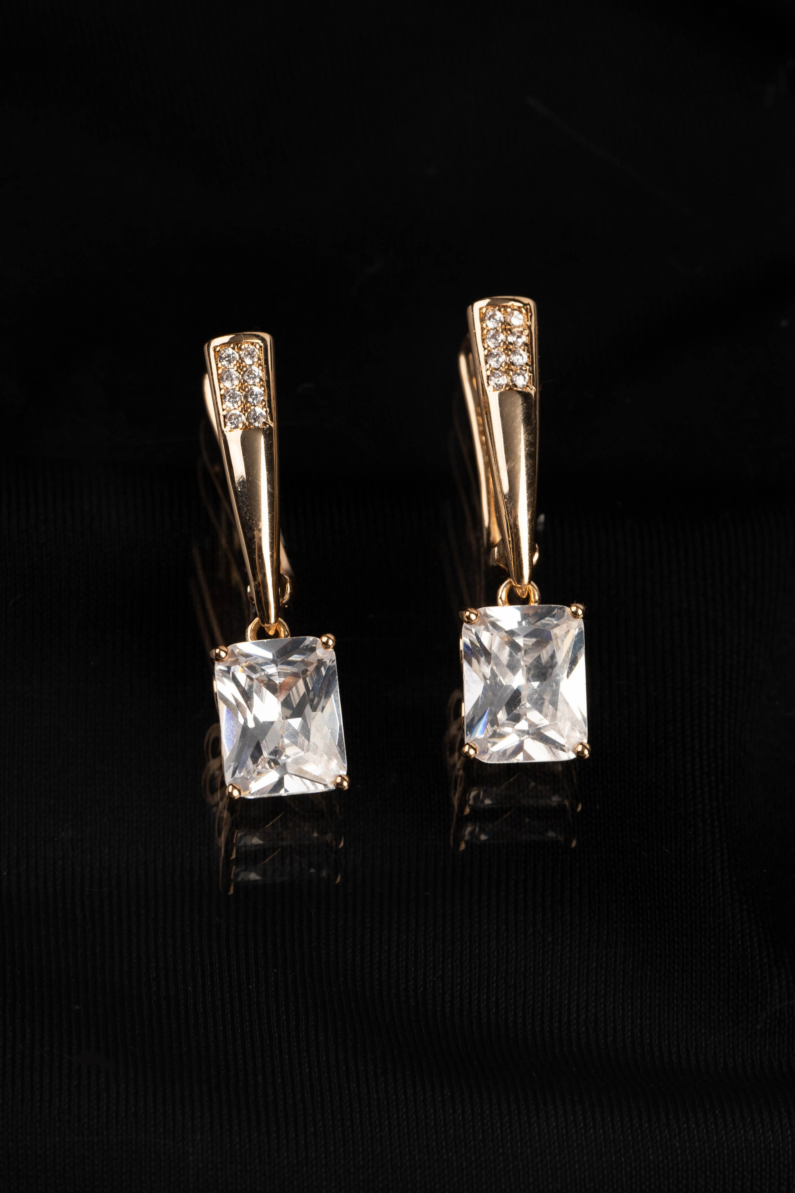 Ювелирные украшения. Предметный фотограф в Крыму Ольга Шестакова