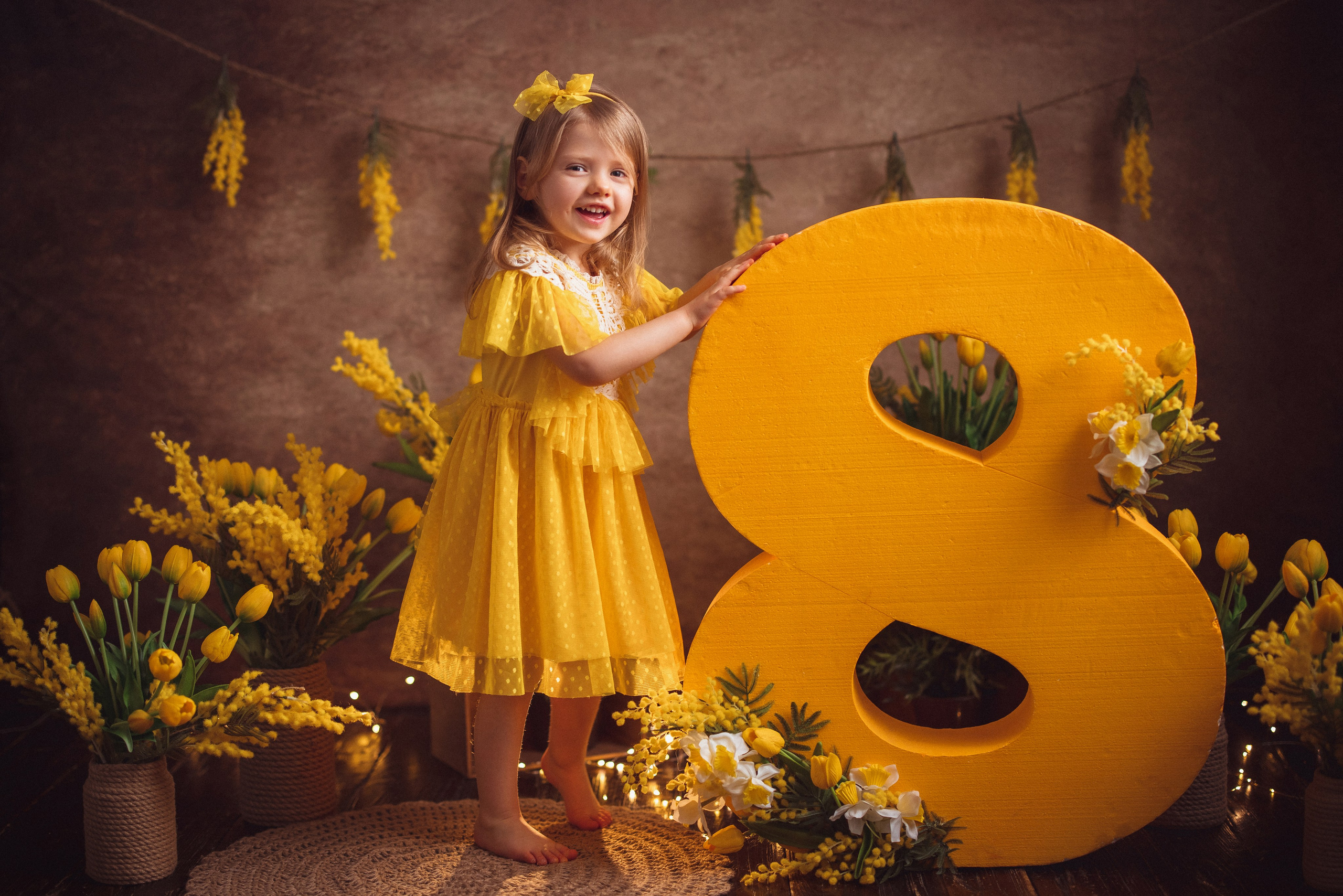 Детская фотосессия к 8 марта в фотостудии г. Краснодара. Семейный и детский фотограф в Краснодаре Анна Трашкова