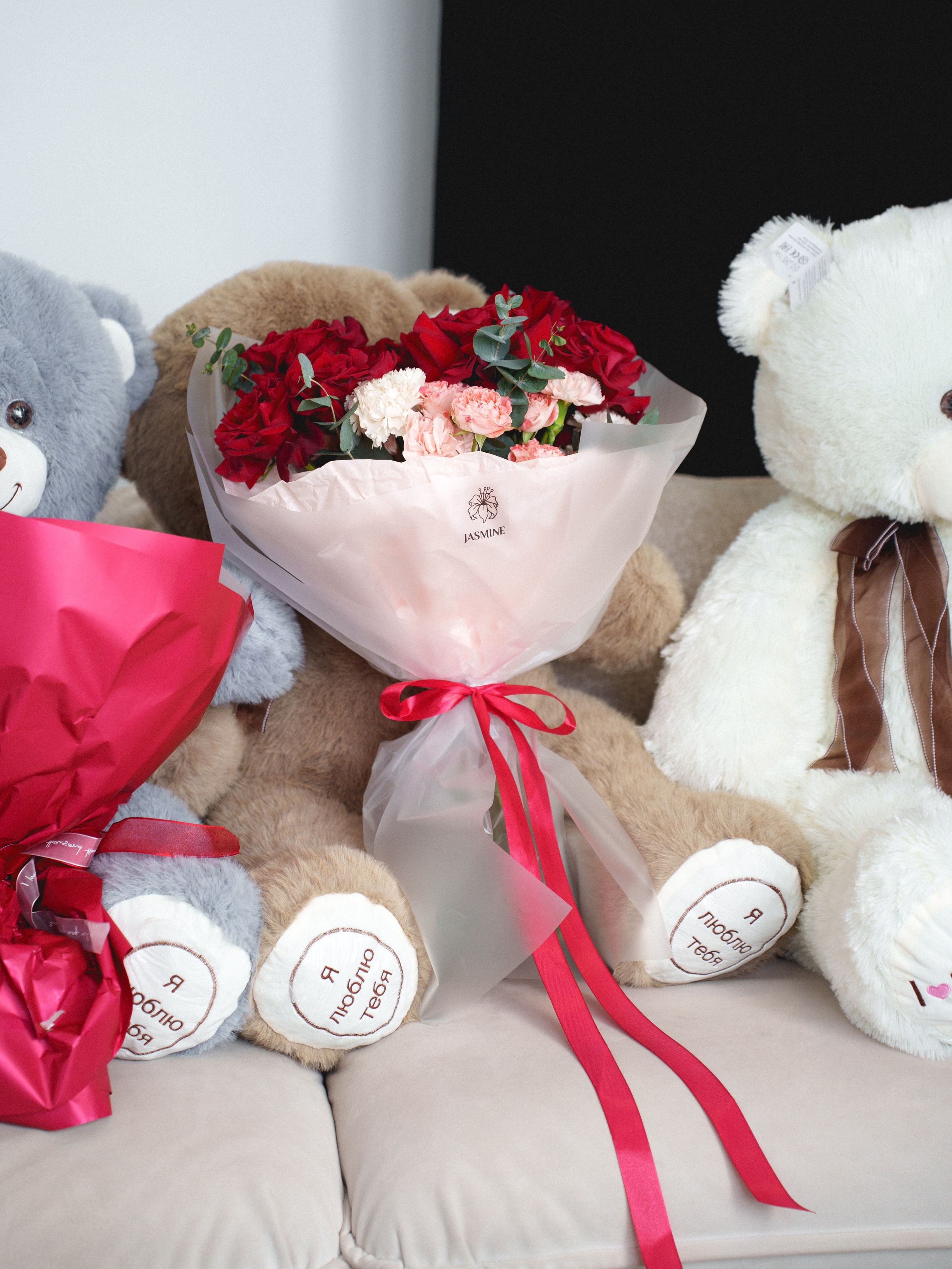 Цветы (контент к 14 февраля). Иван Упоров — фотограф, рилсмейкер чебоксары