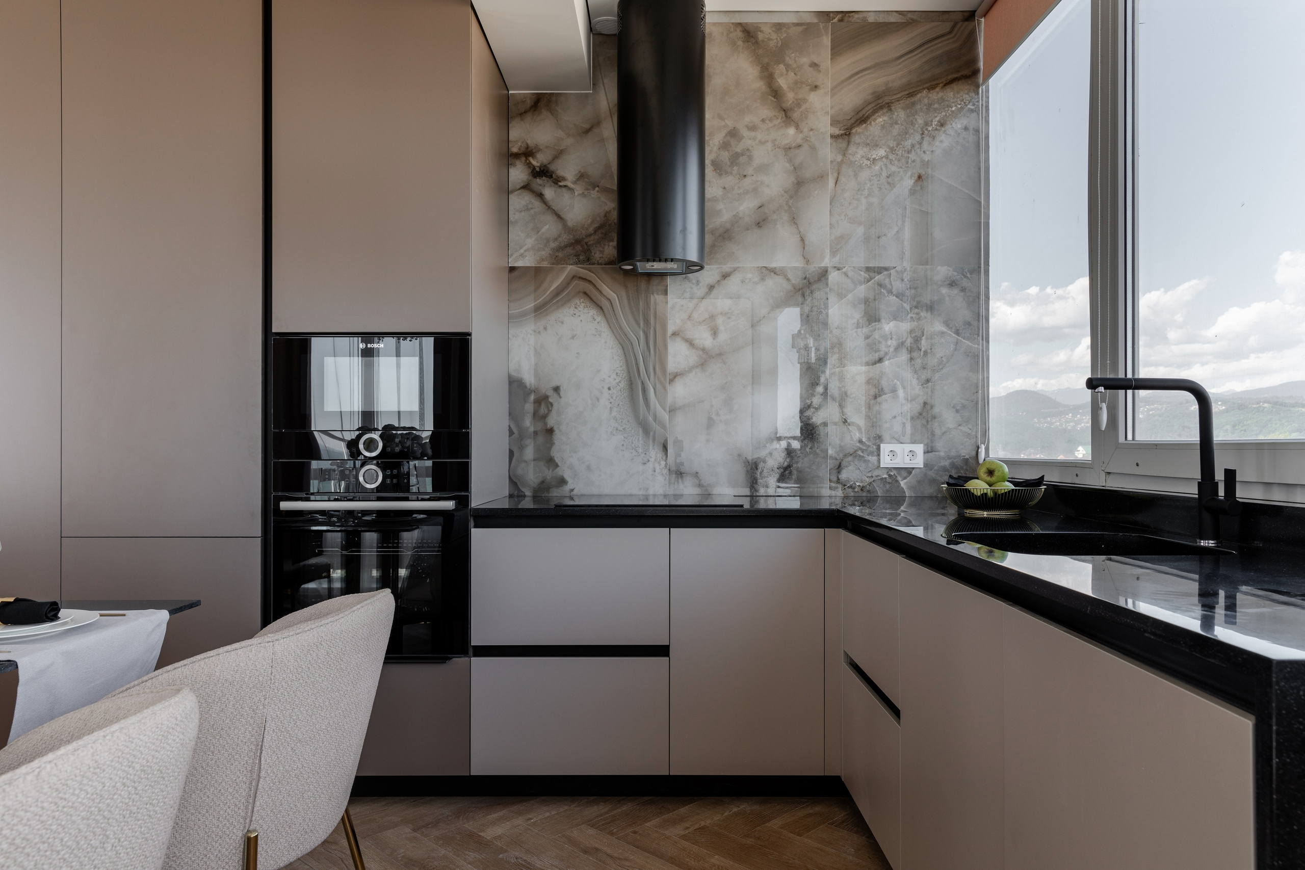 Интерьерная фотосъемка дизайн проекта трёхкомнатной квартиры в Адлере. Интерьерный фотограф Москва