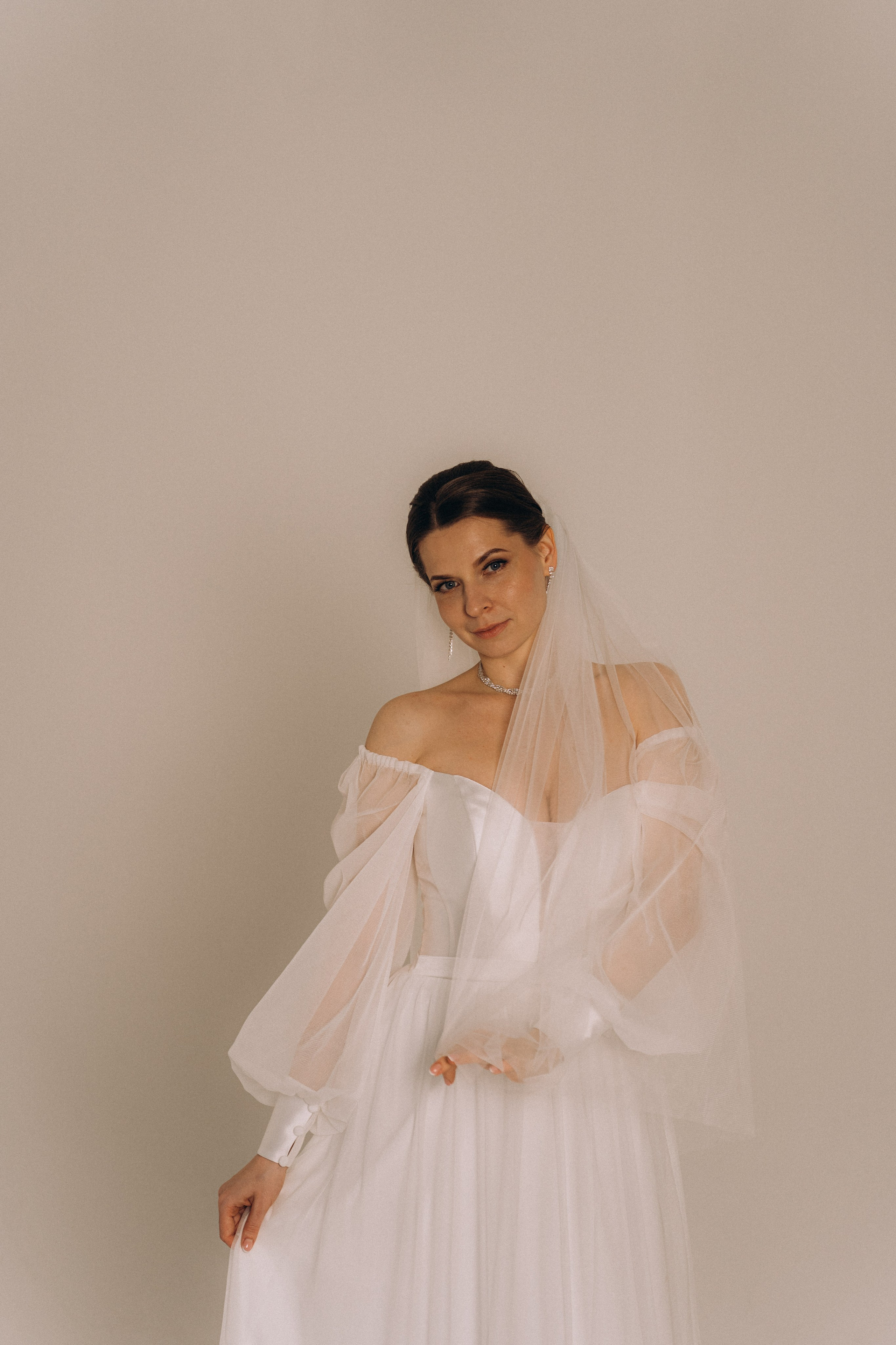 СВАДЕБНАЯ СЬЕМКА ВО ВТОРОМ ДВОРЦЕ (ДЕКАБРЬ) ТАКЖЕ СЬЕМКА В СТУДИИ НА ЧЕРНЫШЕВСКОЙ. Профессиональный фотограф, Санкт-Петербург — Виктория Богомолова