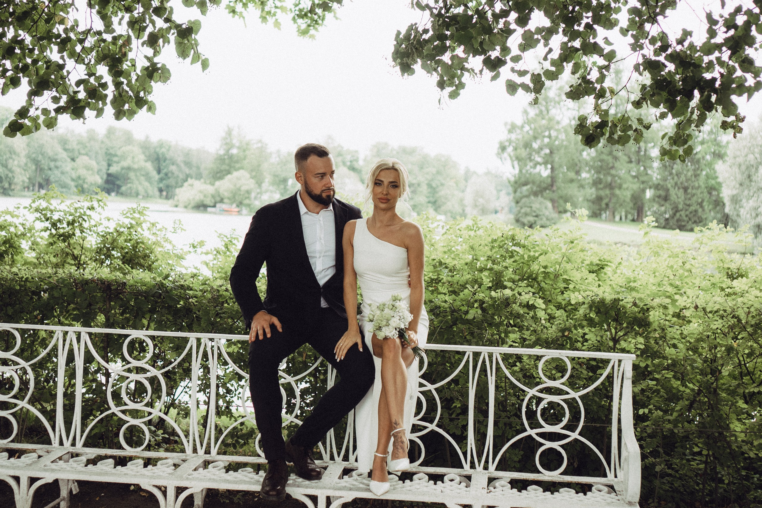 СВАДЕБНАЯ ИСТОРИЯ В ГОРОДЕ ПУШКИН ВОЗЛЕ ЕКАТЕРИНИНСКОГО ДВОРЦА И В ПАРКЕ. Профессиональный фотограф, Санкт-Петербург — Виктория Богомолова