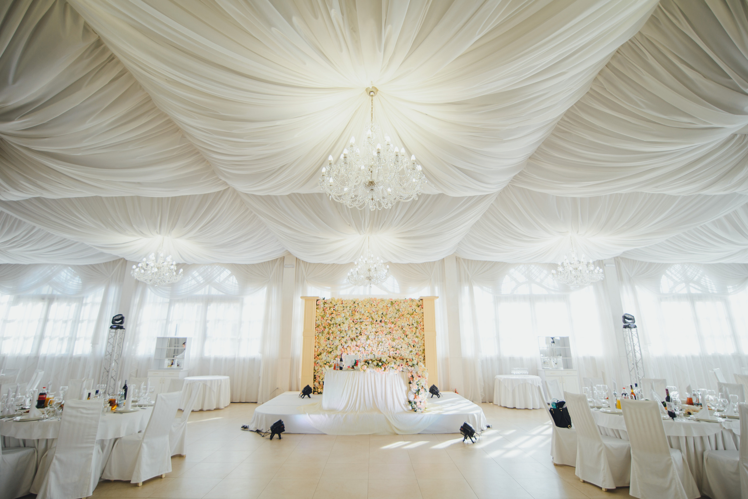 Юлия и Николай 16 апреля 2018 года. Свадебный организатор в Ростове-на-Дону Яснов Роман