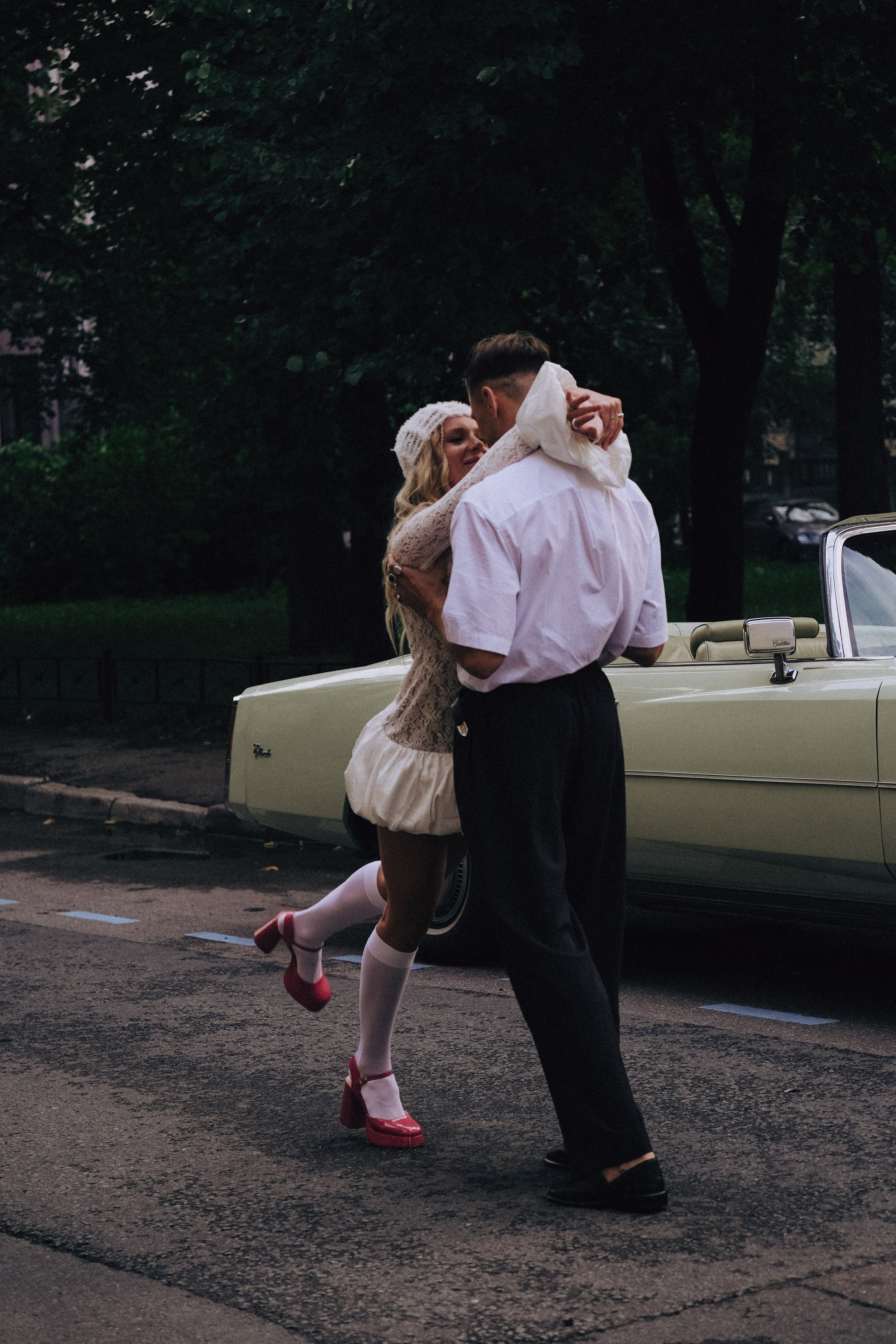 СВАДЕБНАЯ СЬЕМКА С КАБРИОЛЕТОМ В САНТК-ПЕТЕРБУРГЕ НА ПЕТРОГРАДКЕ В ОТЕЛЕ ПАНОРАМИКА. Профессиональный фотограф, Санкт-Петербург — Виктория Богомолова