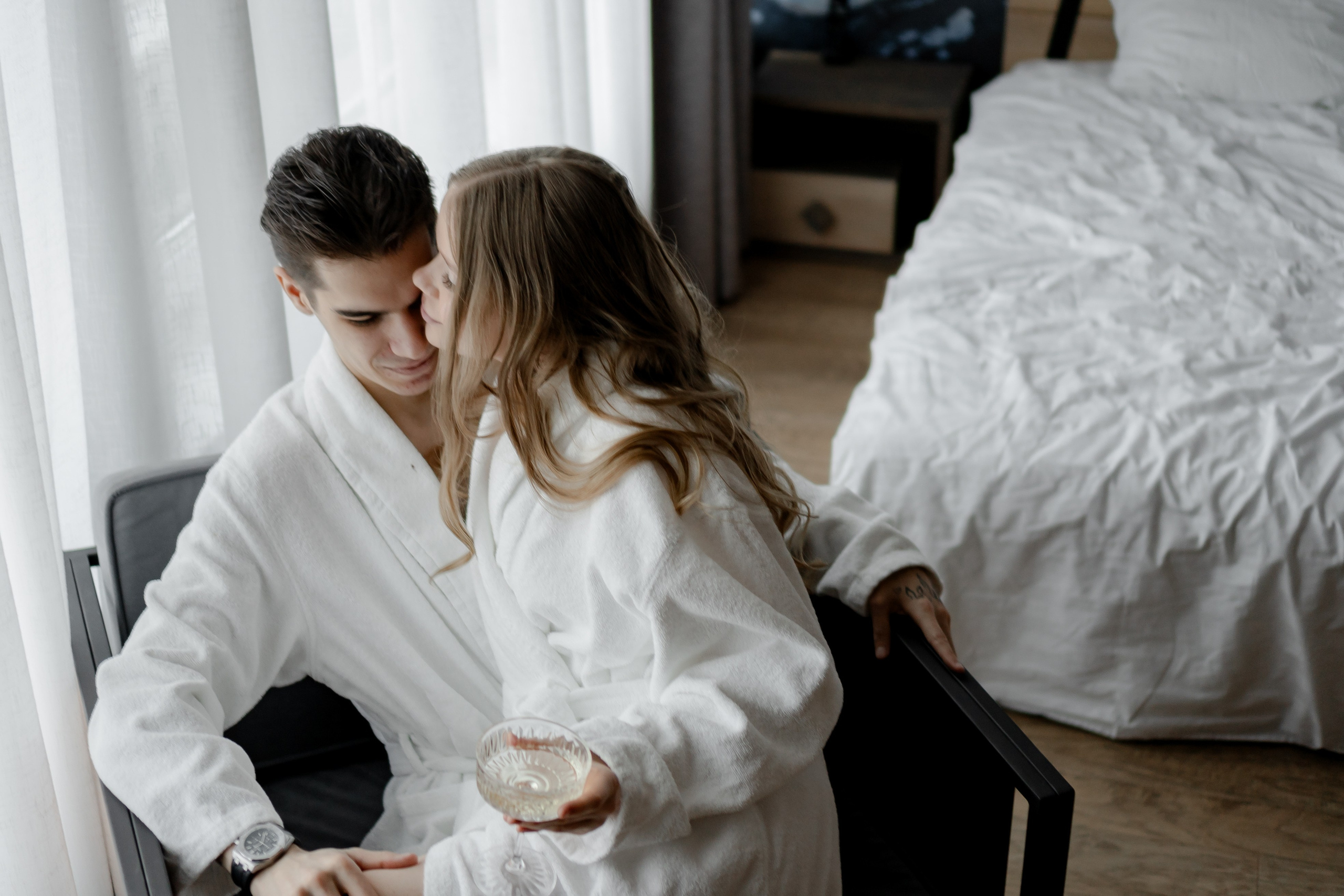 УТРО ЖЕНИХА И НЕВЕСТЫ (СНЯТО В СИБИРЕ В НИЖНЕВАРТОВСКЕ). Профессиональный фотограф, Санкт-Петербург — Виктория Богомолова