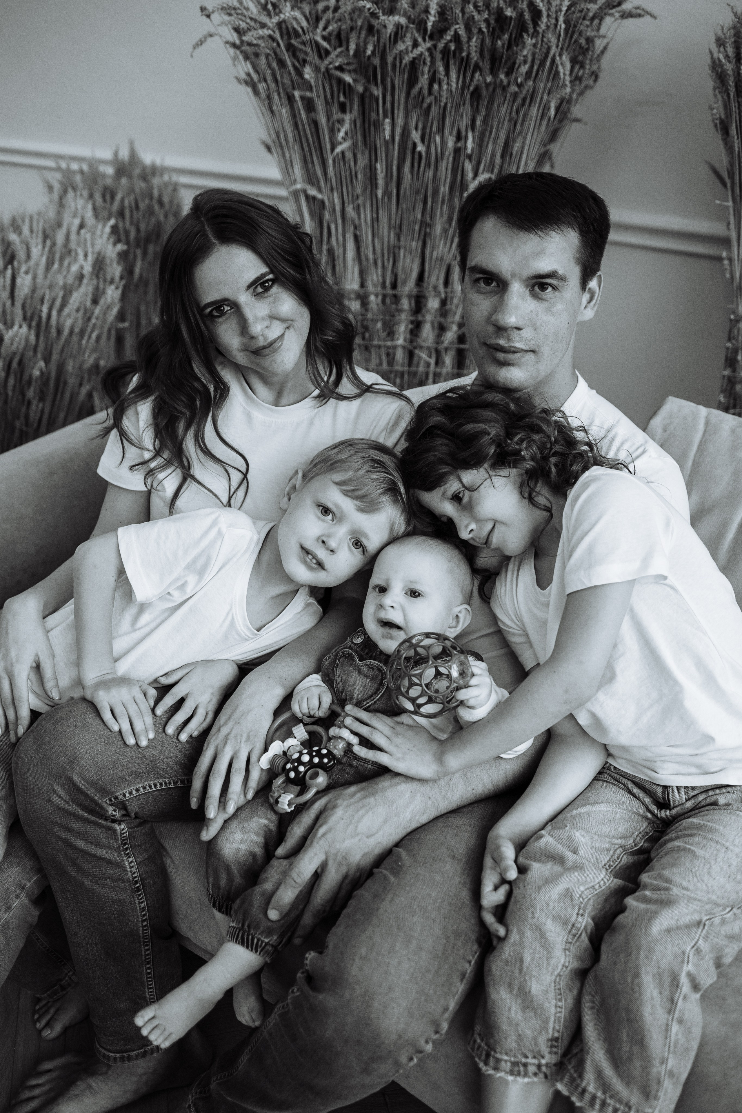 Никита, Карина, Николь, Дэниэл, Эмили. Семейный фотограф Николаева Ольга