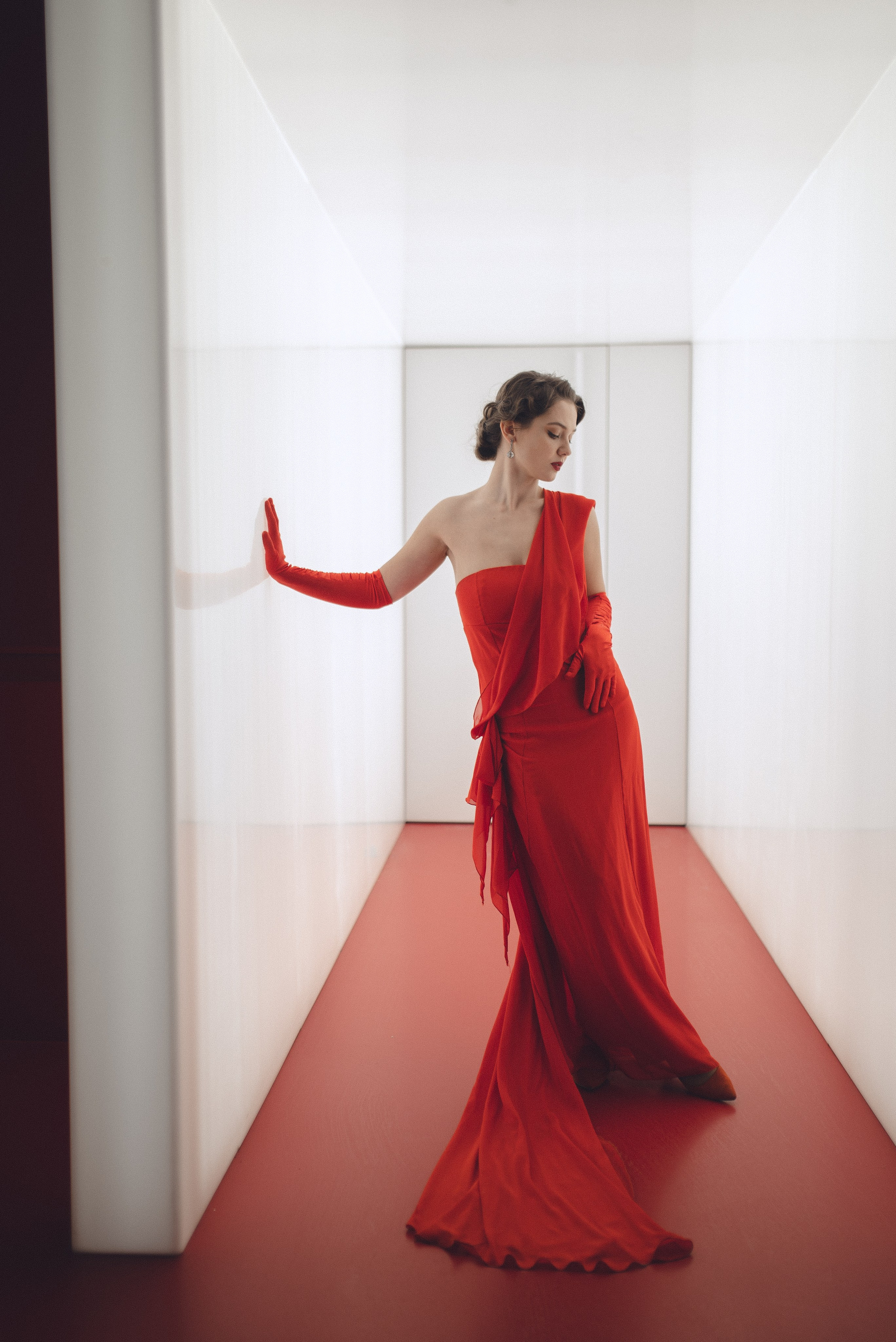 Стильная фотосессия для девушки в Санкт-Петербурге. Фотограф в Санкт-Петербурге Осокина Елизавета