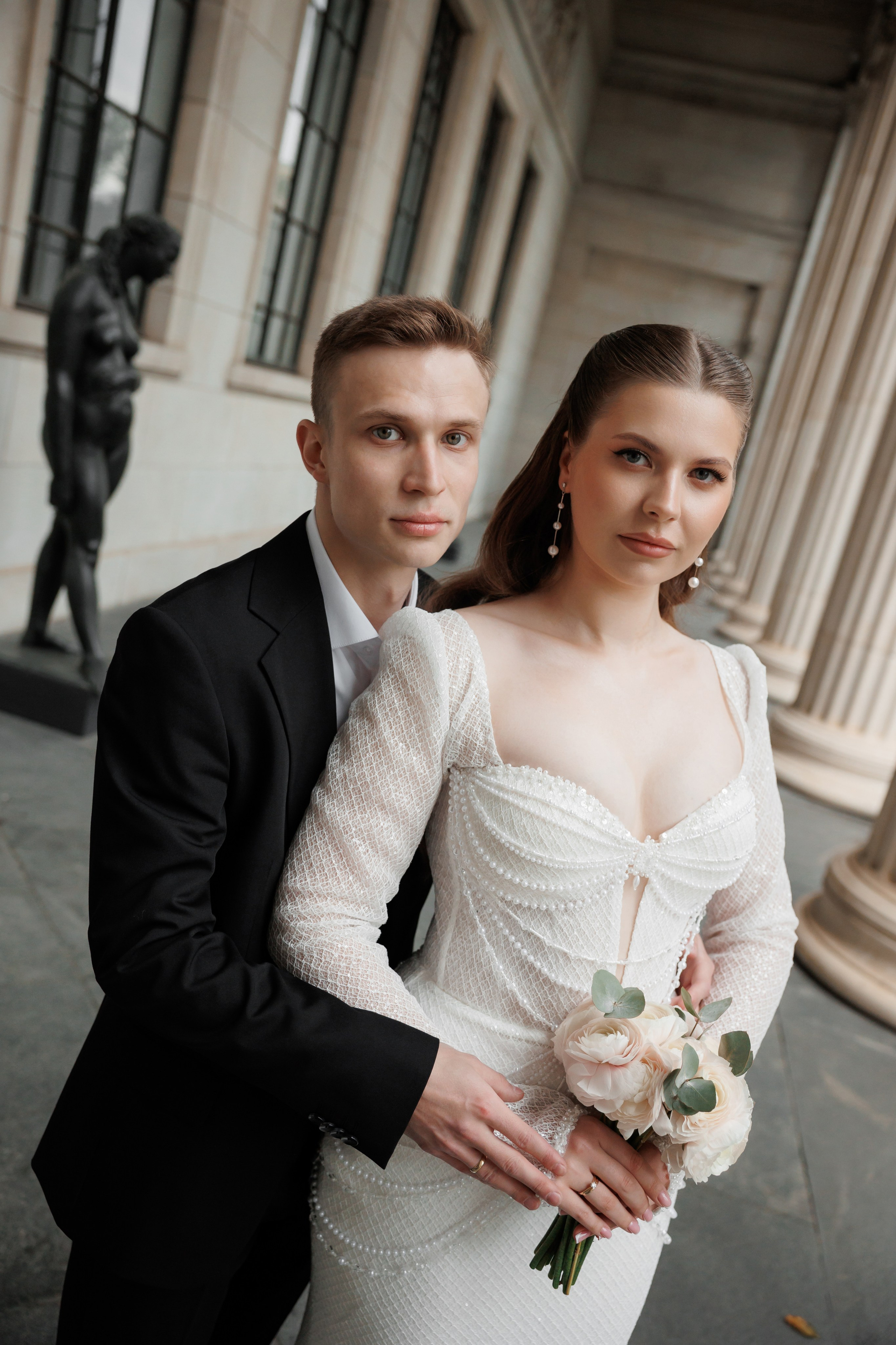 Фотосессия у Пушкинского музей. Свадебный и репортажный фотограф (Москва, Королев и другие)