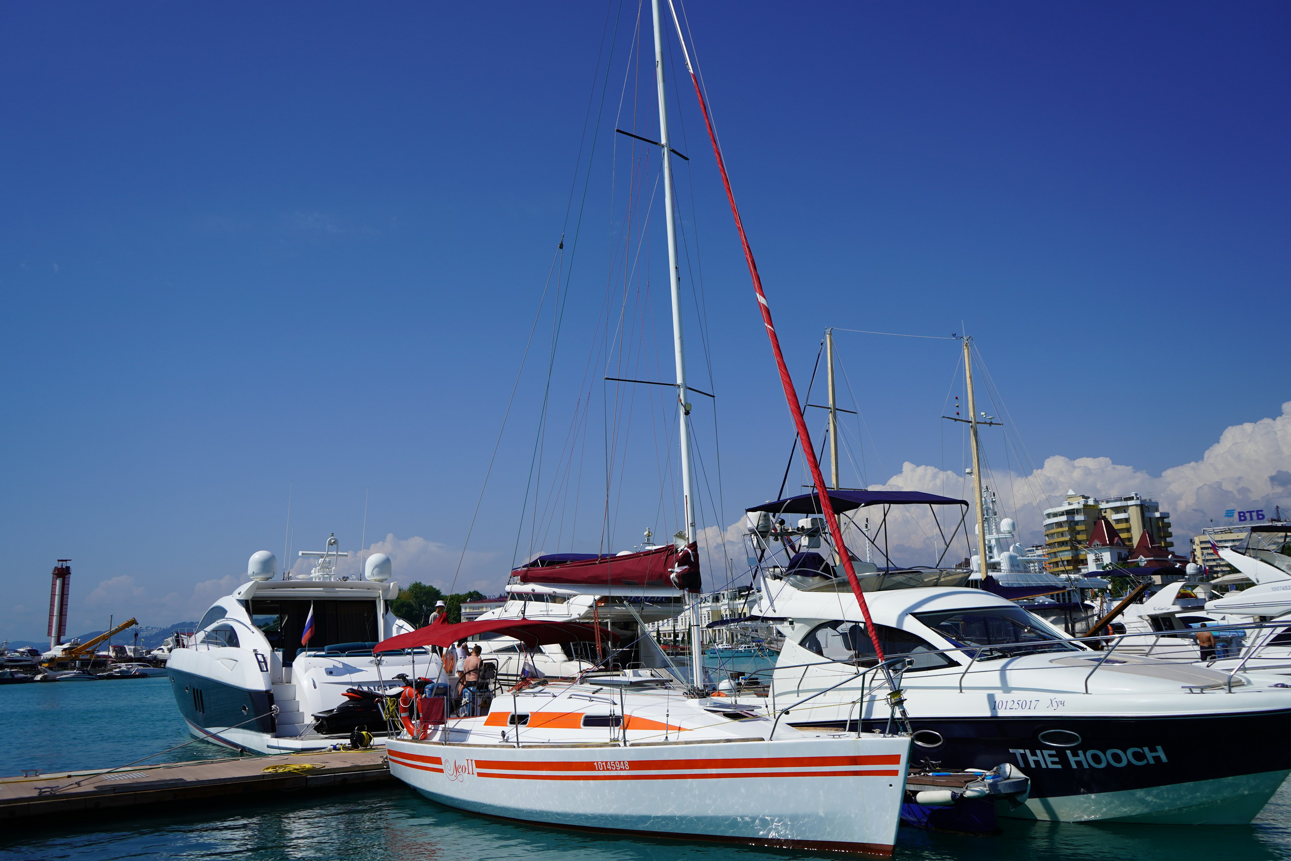 Парусная яхта LEO2 ЛЕО Аренда Яхты в Сочи Яхтанаморе YACHTANAMORE