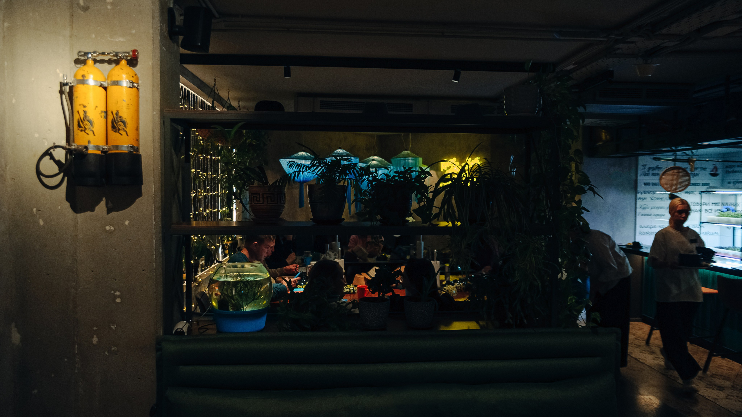 Вечер игры в Мафию. Фотограф в Екатеринбурге Артём Зайнетдинов