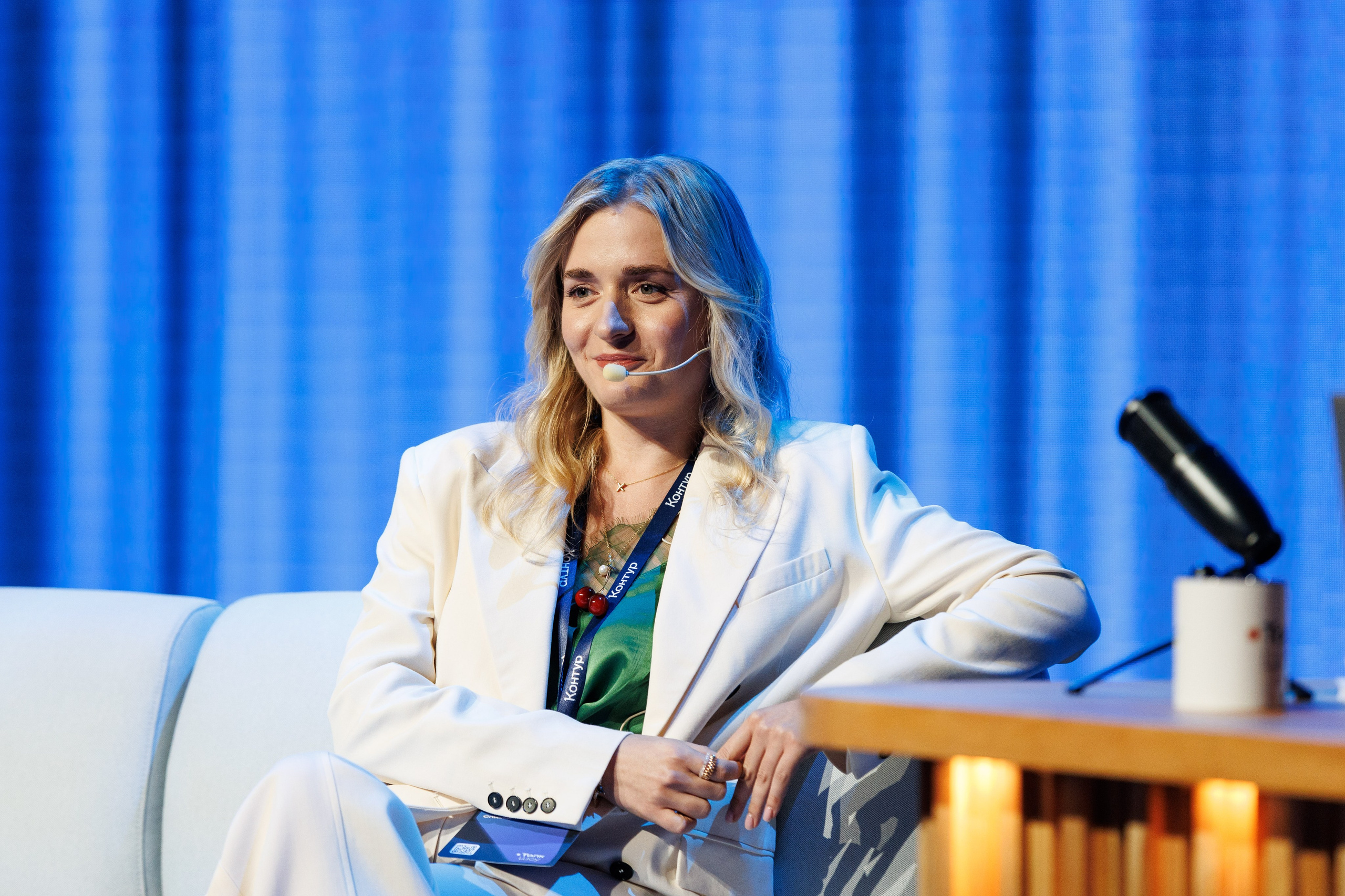 Контур Talk. Репортажный Фотограф в Москве Юра Гушан